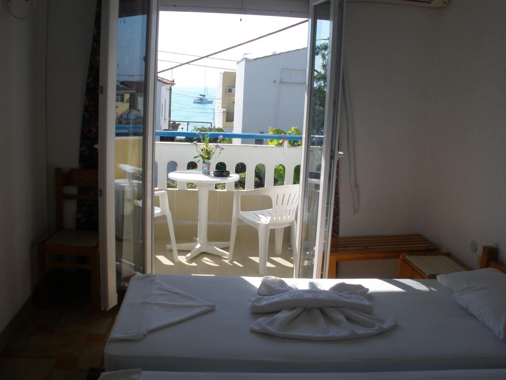 Paris Ireo (Samos)