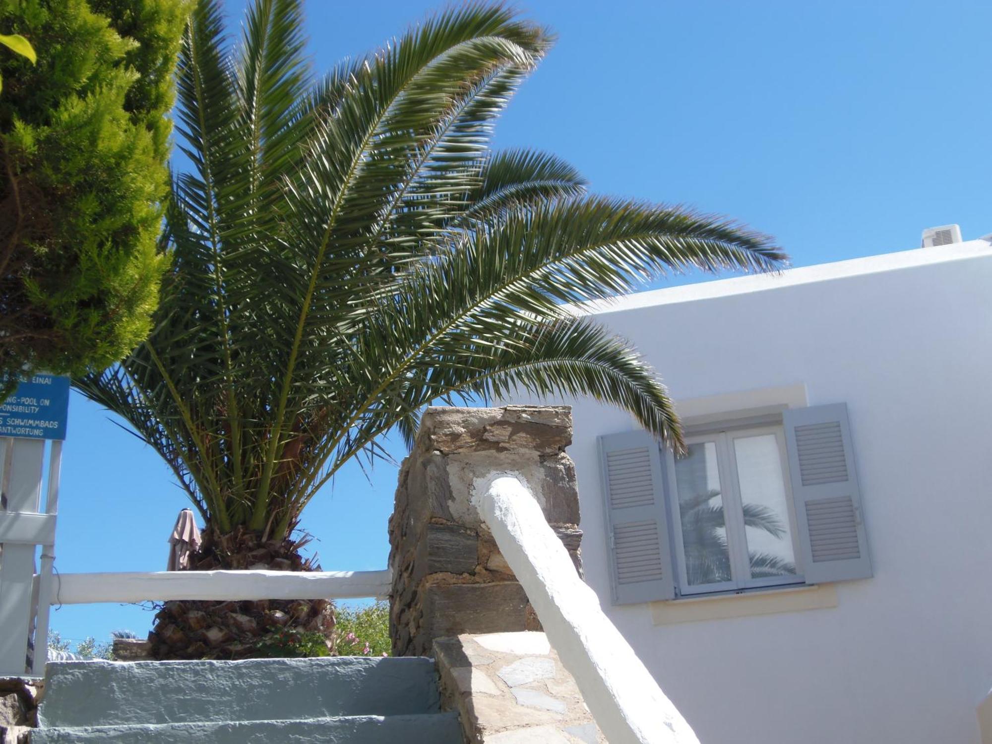 Hotel Manos 2*