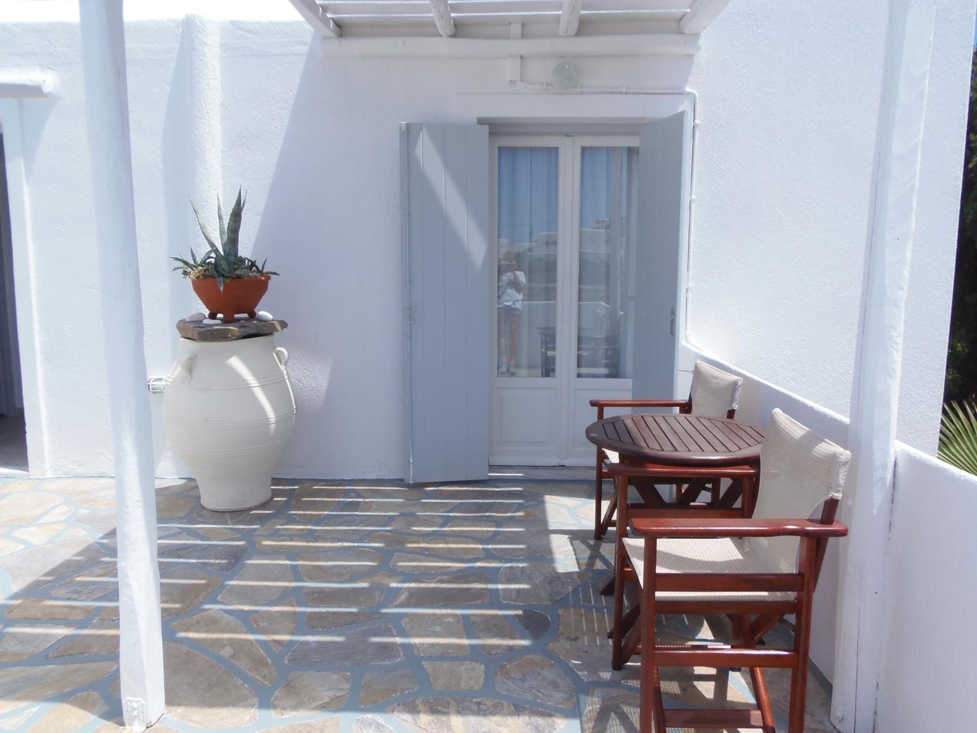 Hotel Manos