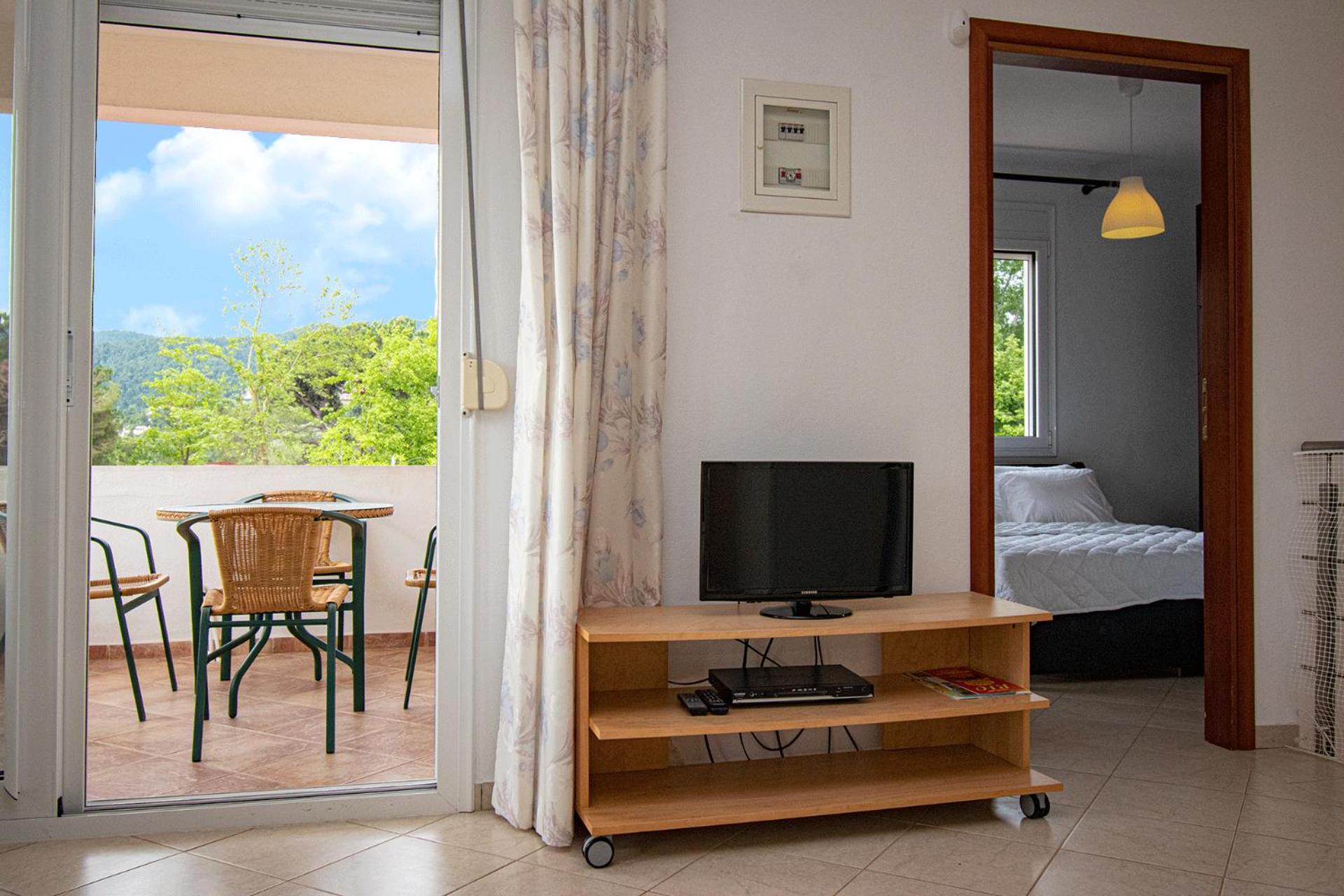 Forty Roses Apartment