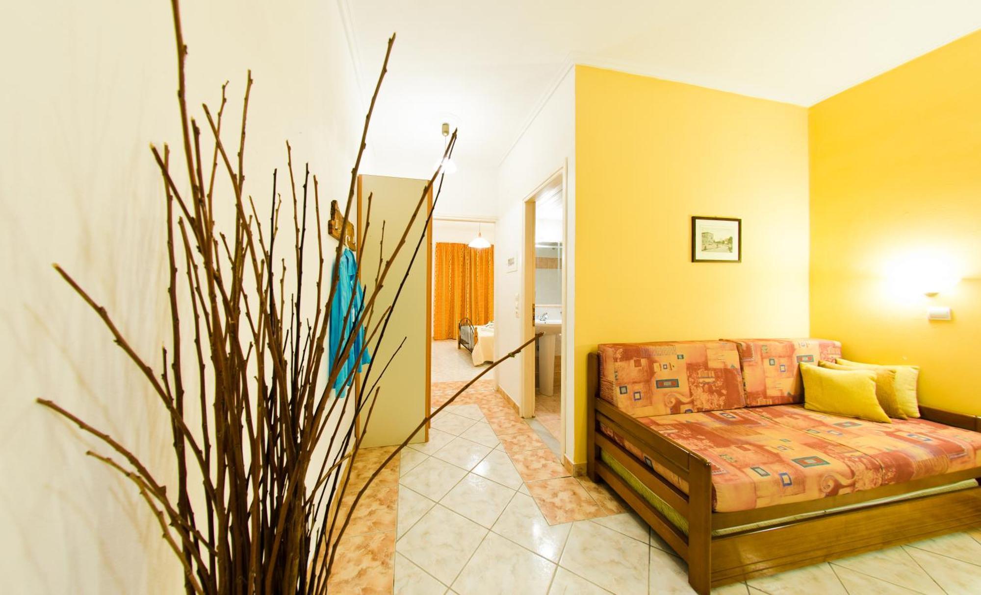 Remezzo & Aparthotel 2*