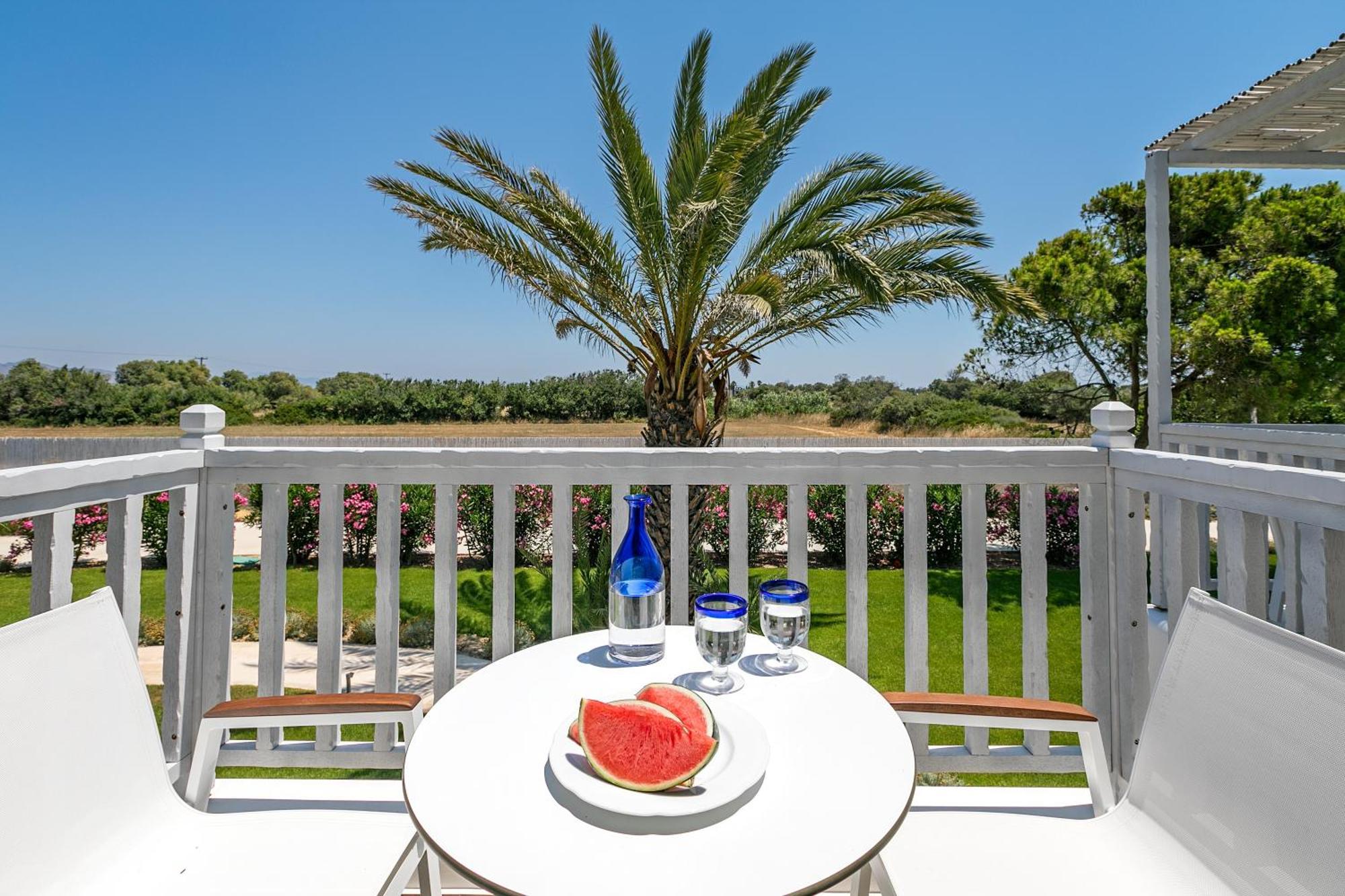 White Pearls-adults Only Luxury Hotel
