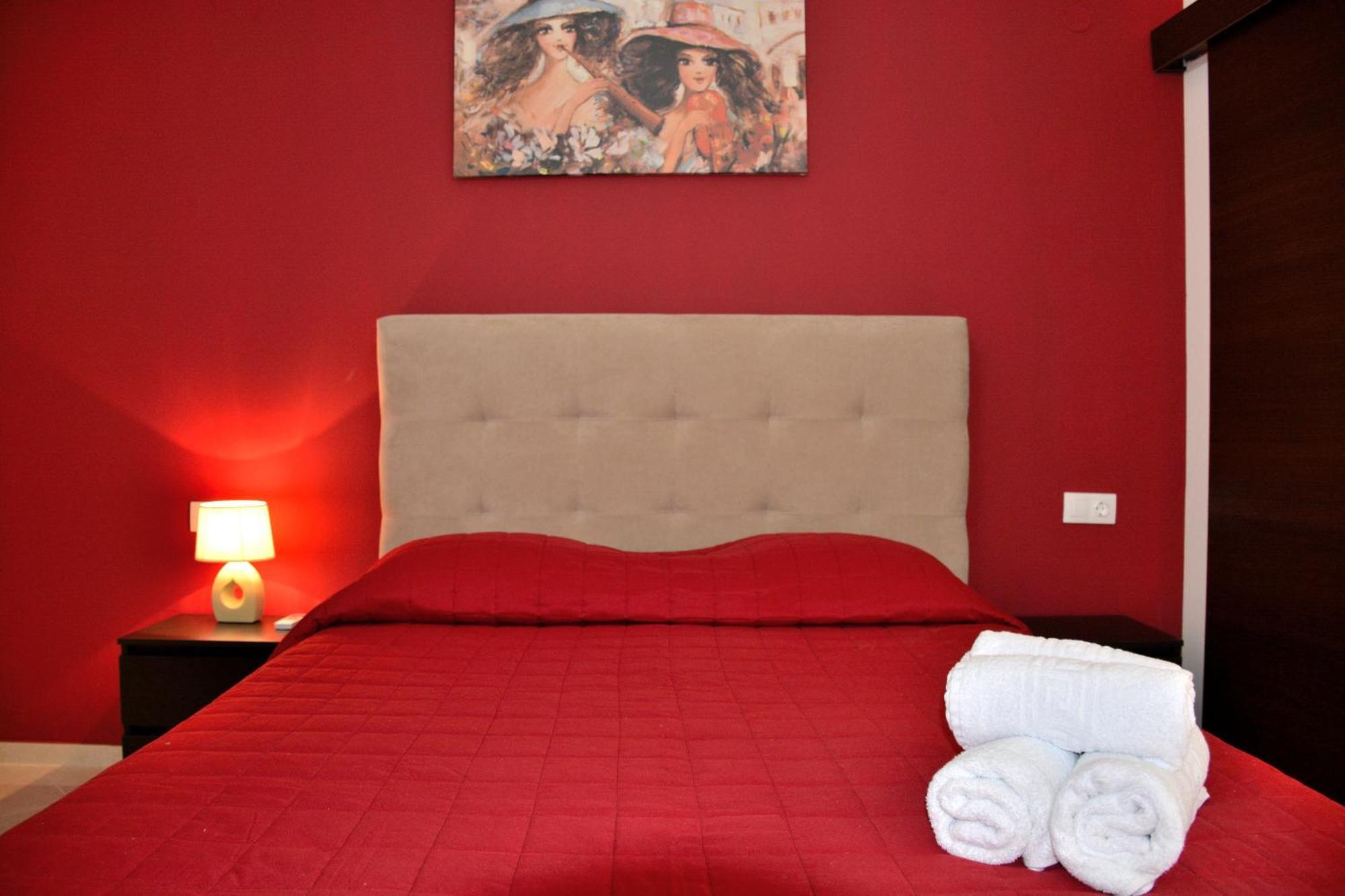 Luxury In Apartment *