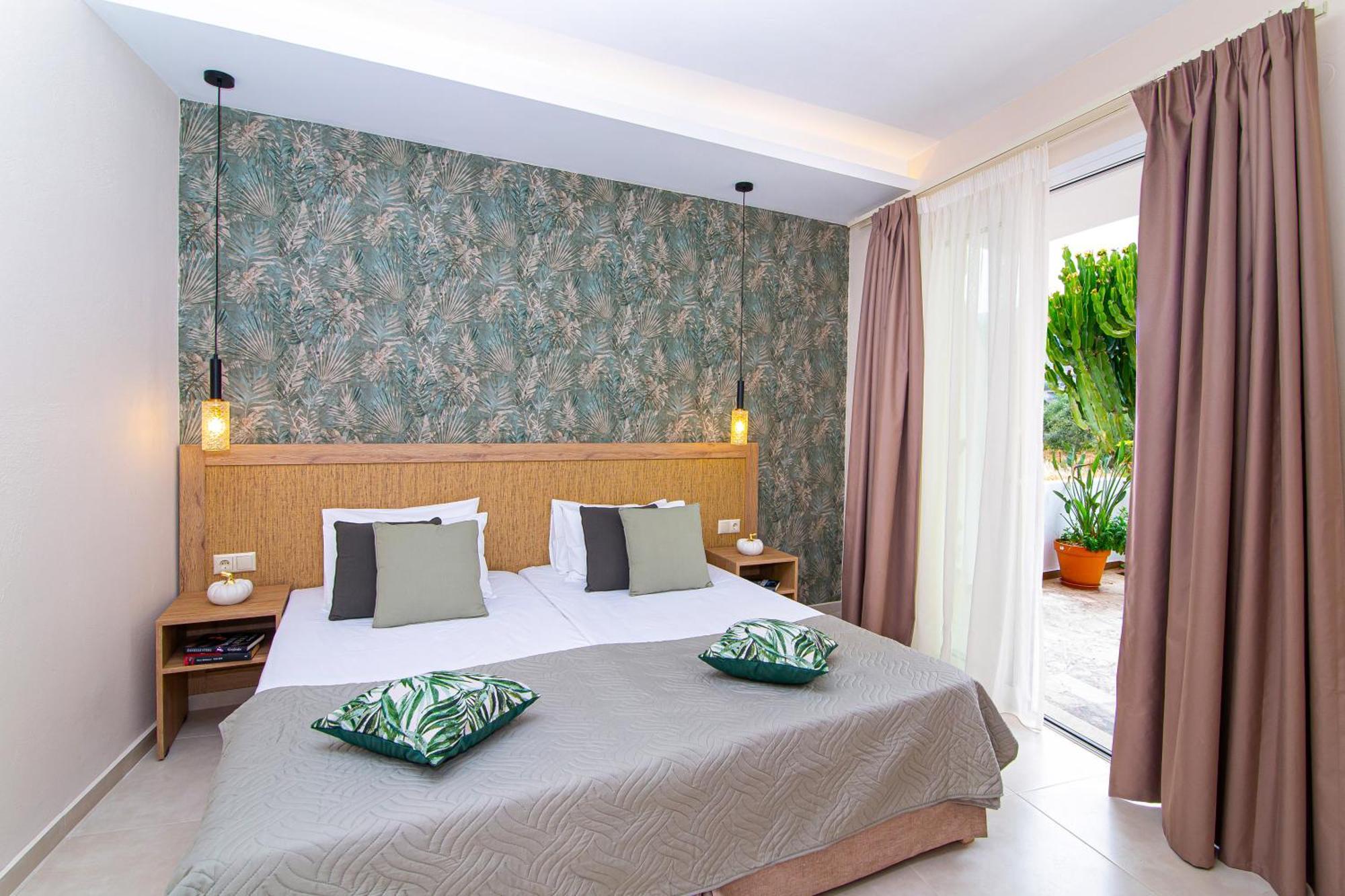 Emerald Hotel 3*