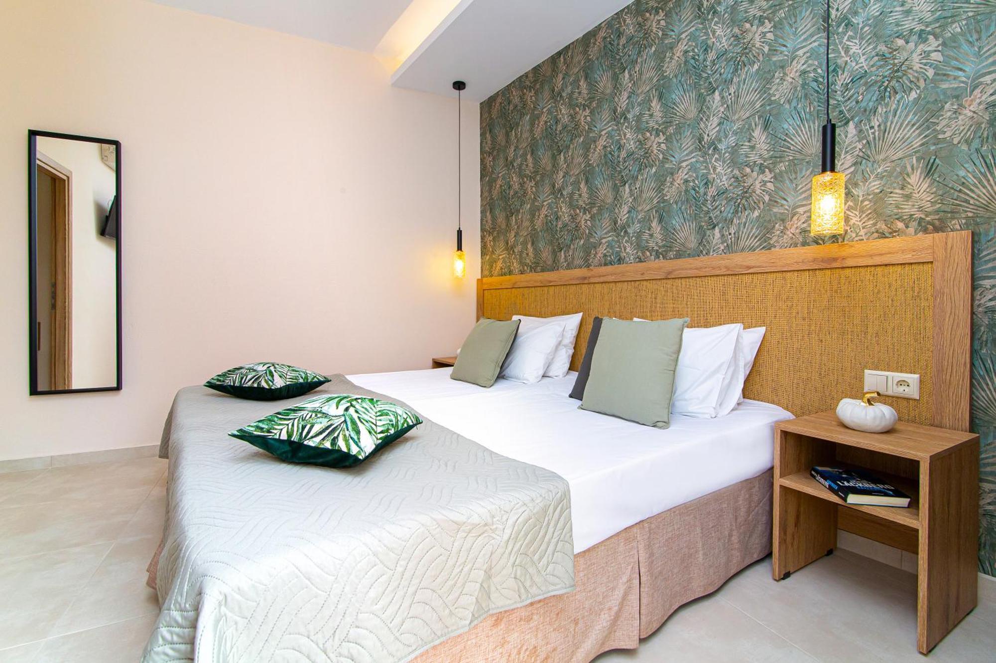 Emerald Hotel Aparthotel Malia (Crete)