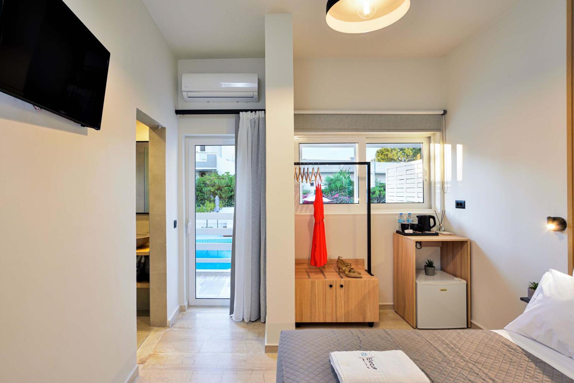 Eloque Simple Living Space