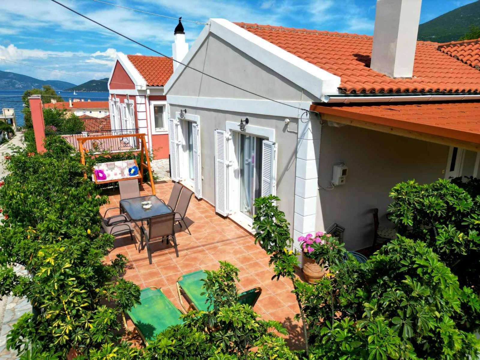 Holiday home Kalliopi's Karavomylos