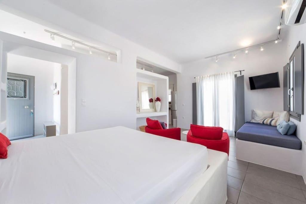 Seasalt Dream Villa,santa Maria 5 Min From Naousa Villa