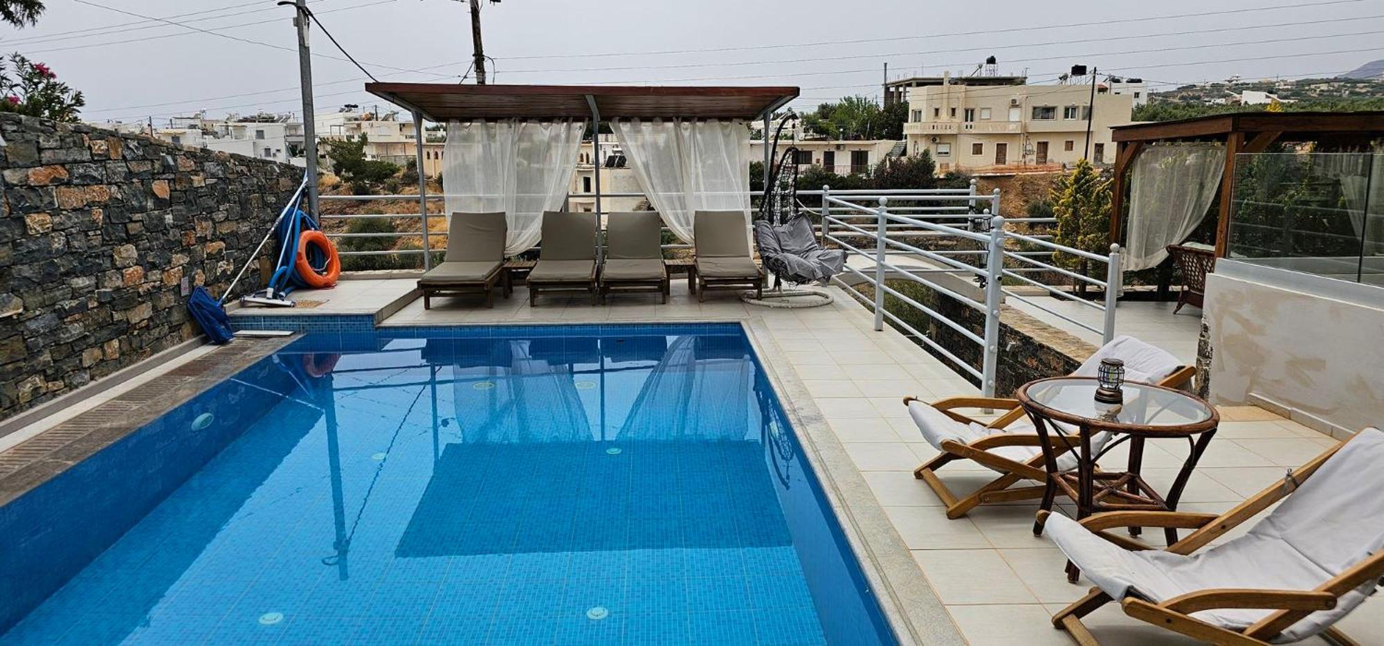 Aparthotel Asterisuites Makry Gialos (Crete)