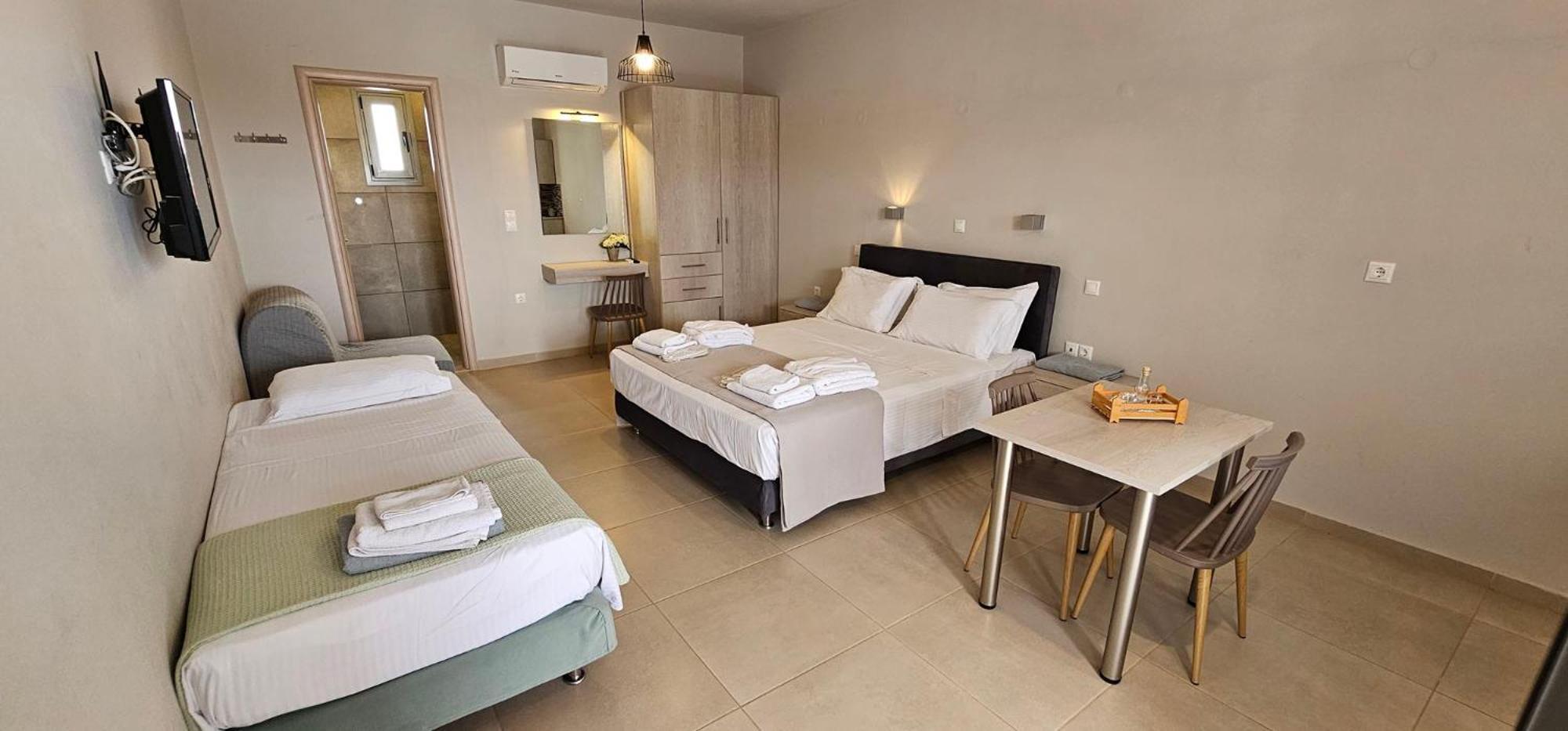 Aparthotel Asterisuites 4*