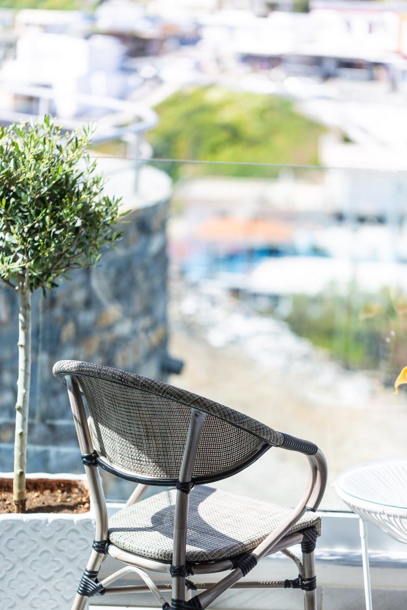 Aparthotel Akrogiali 