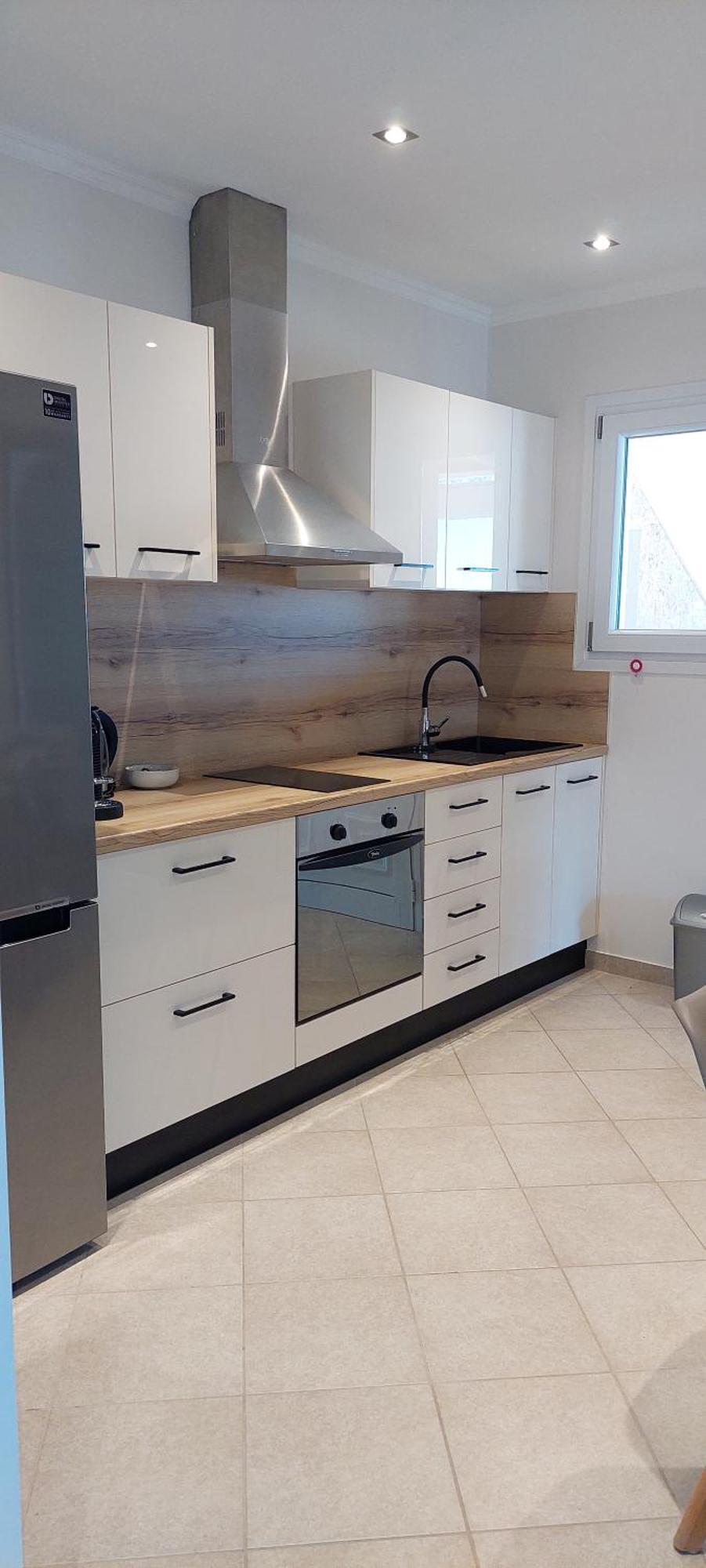 Athena Apartment *