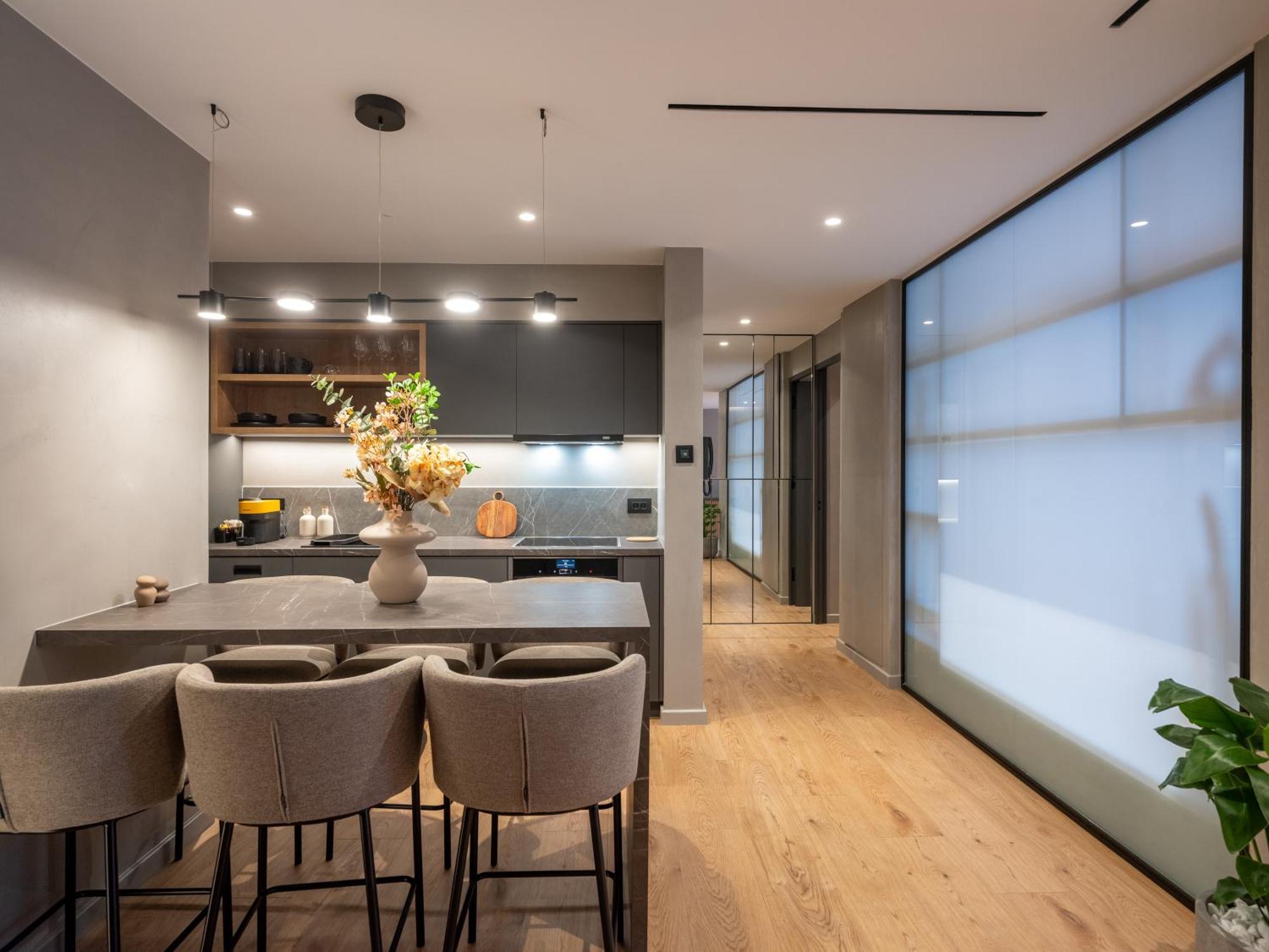 Space Row Design Living Apartment Heraklion (Crete)