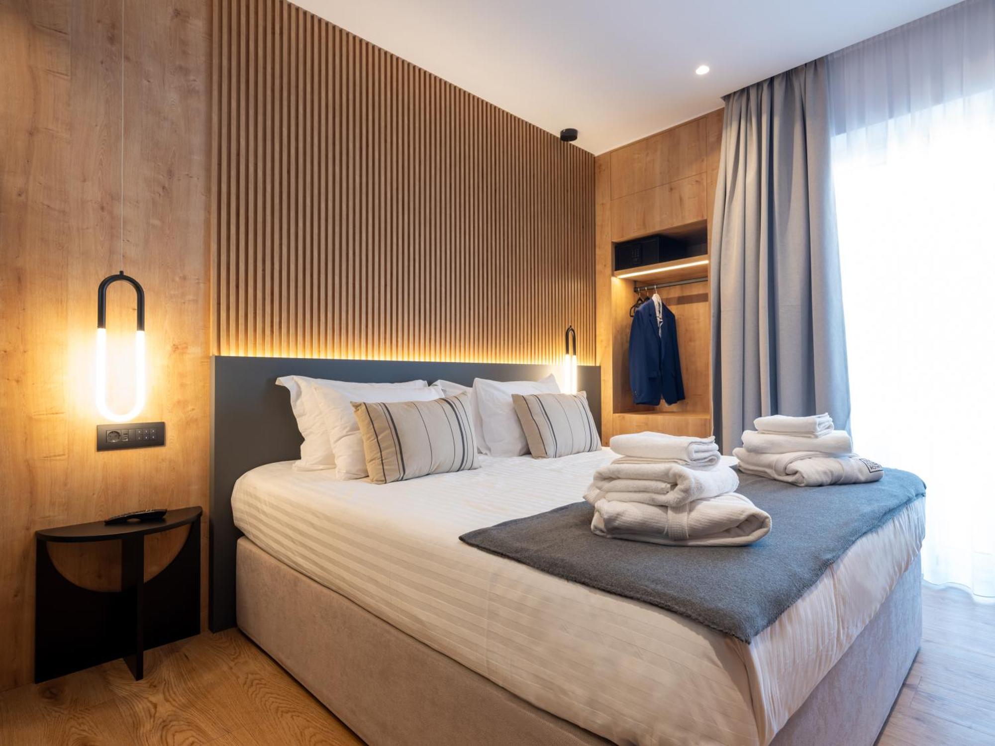 Apartment Space Row Design Living Heraklion (Crete)