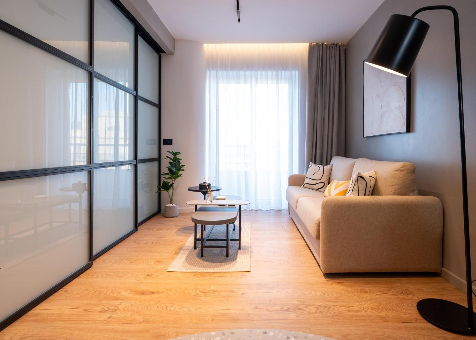 Space Row Design Living Apartment Heraklion (Crete)