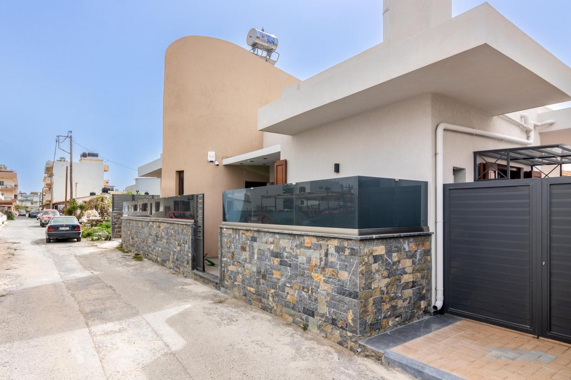 Luxury Four Season By The Sea