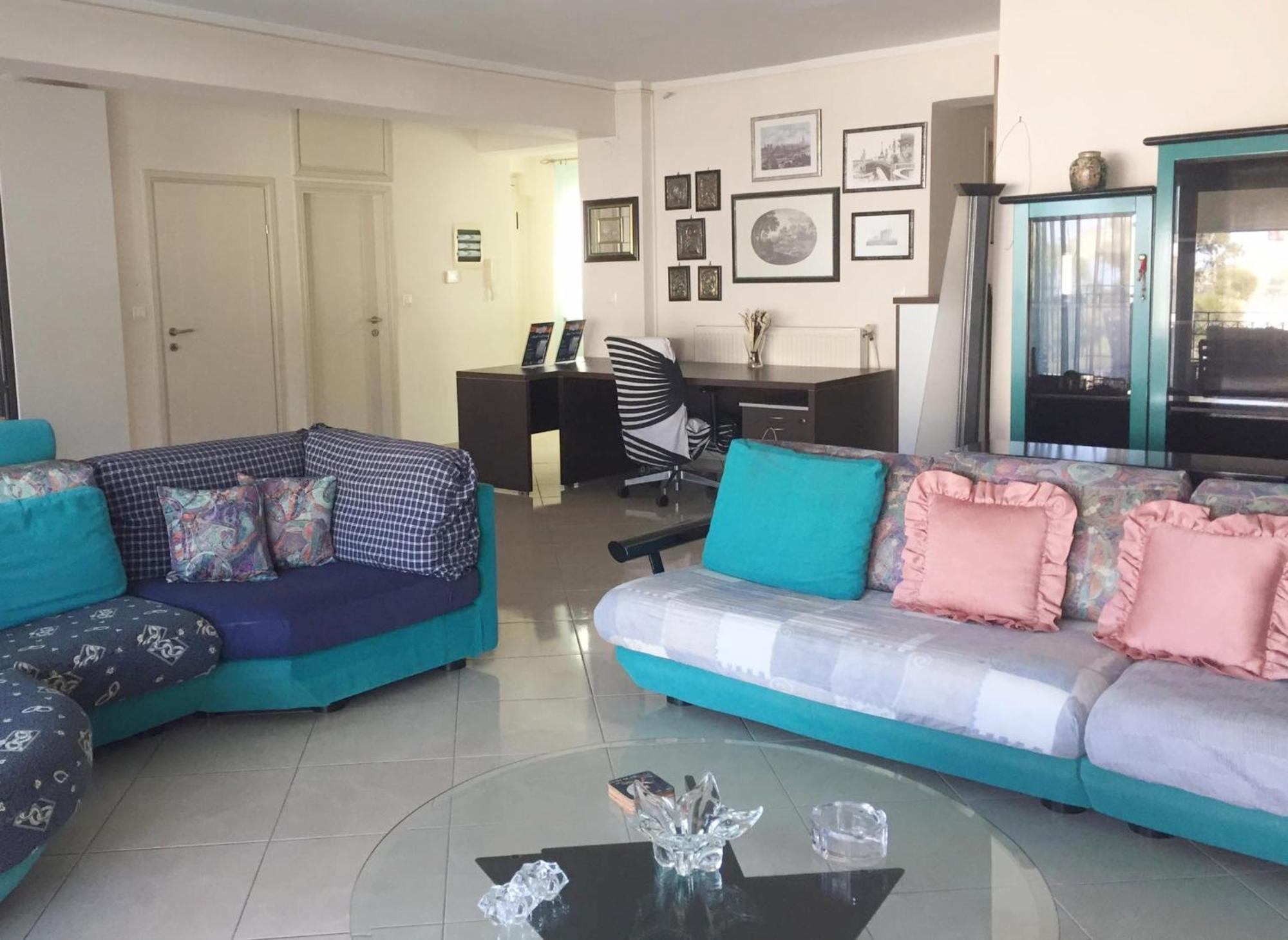 Raj Front Apartment