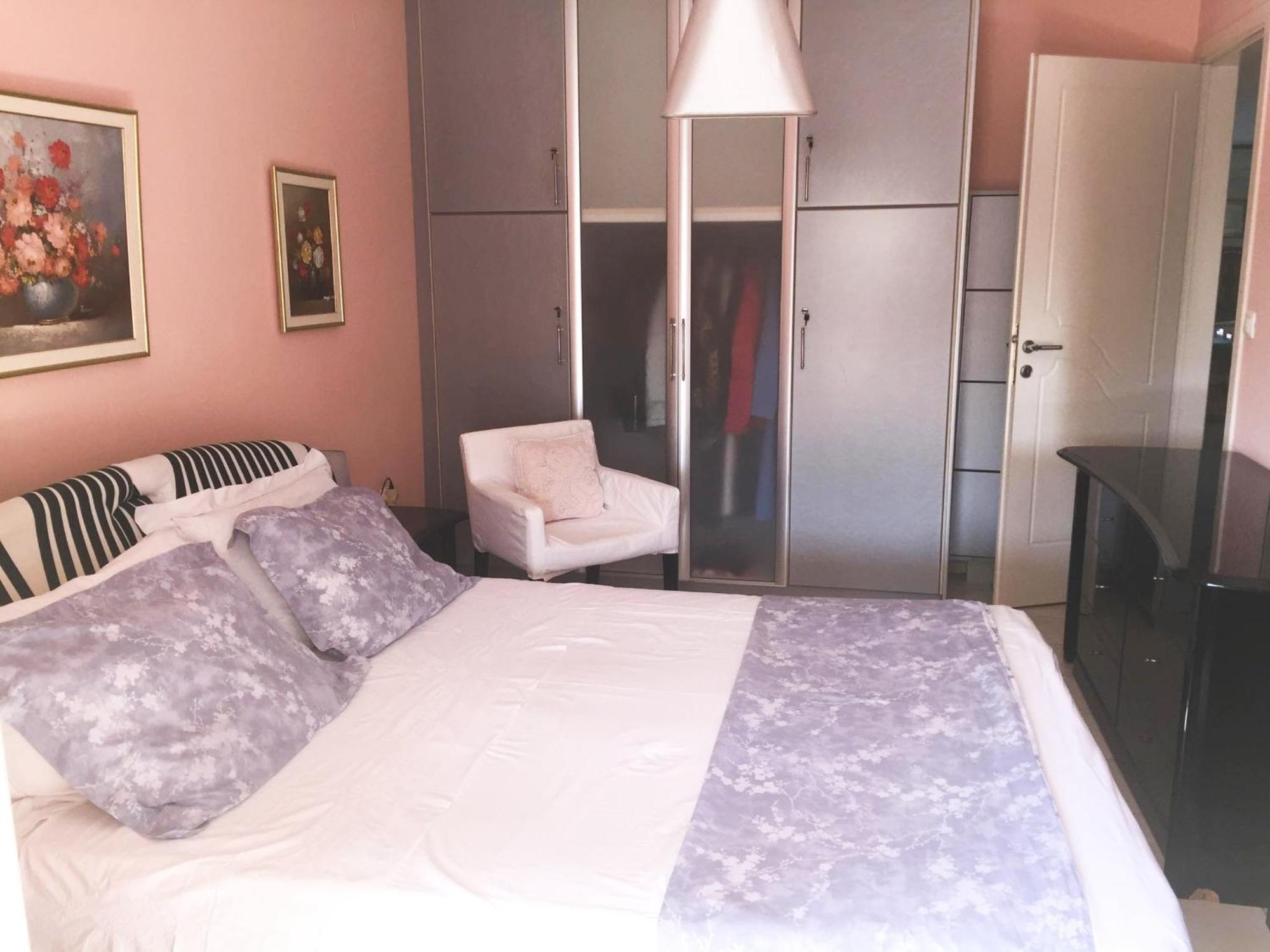 Raj Front Apartment Agia Triada (Thessaloniki)