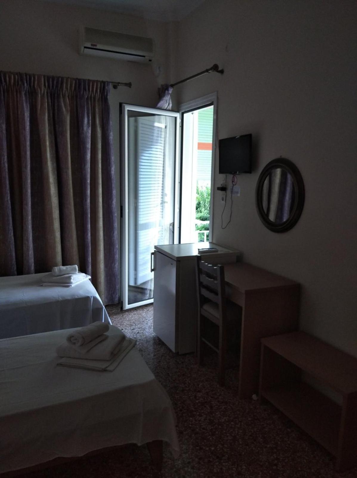 Hotel Ion