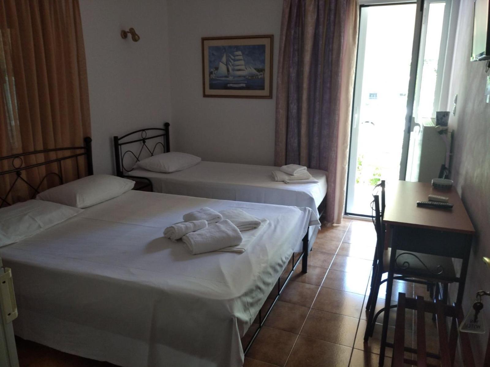 Ion Hotel 2*
