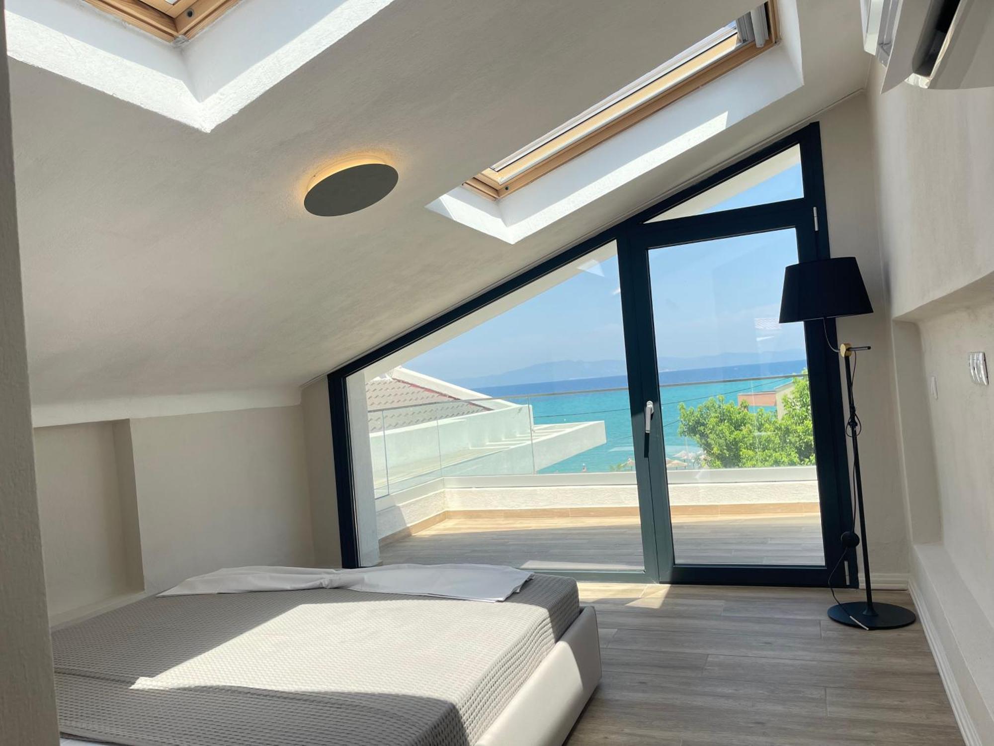 Gaia By The Sea Villa Polychrono