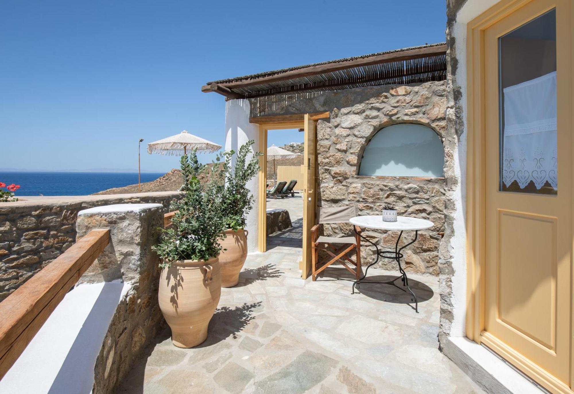 Anerousses Mykonian Traditional Apartment