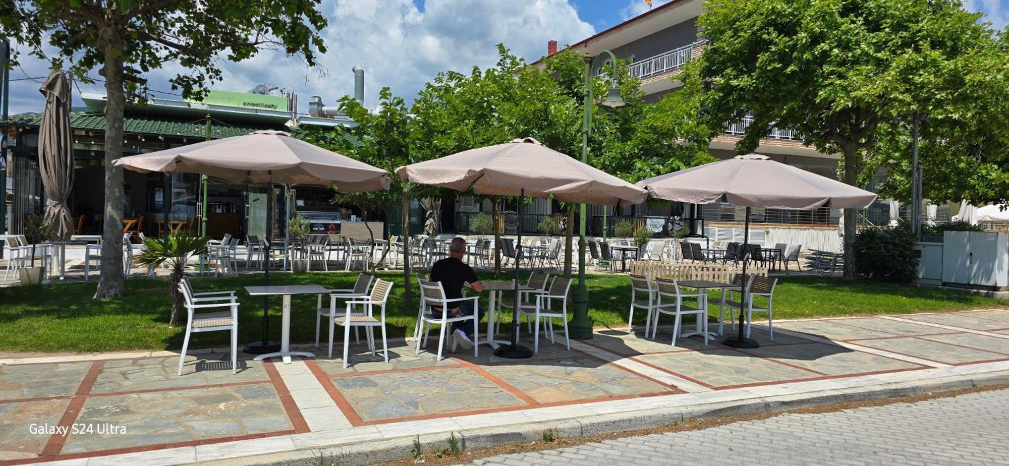 Apartment Sophia Seaview & Restaurant