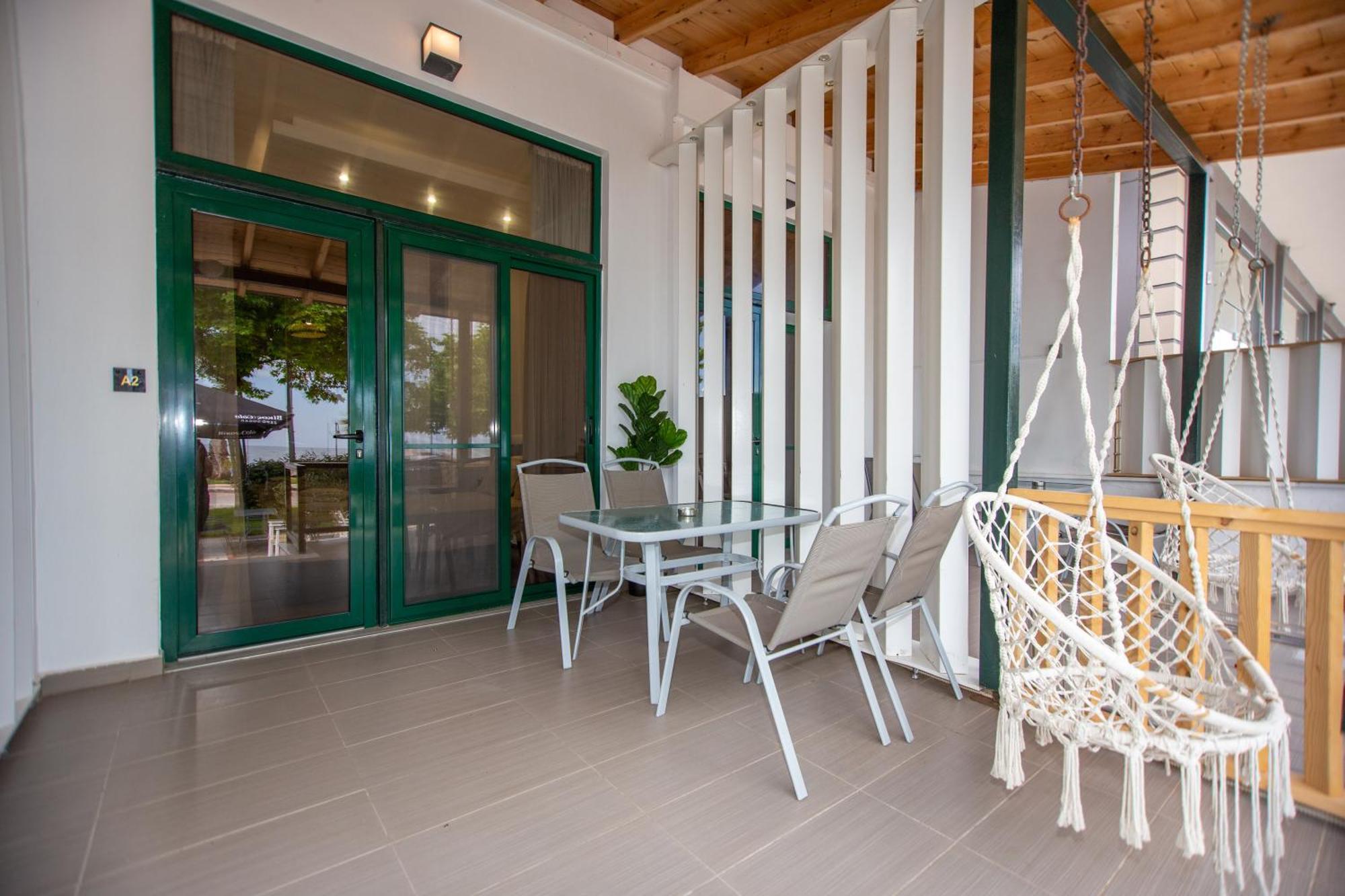 Apartment Sophia Seaview & Restaurant
