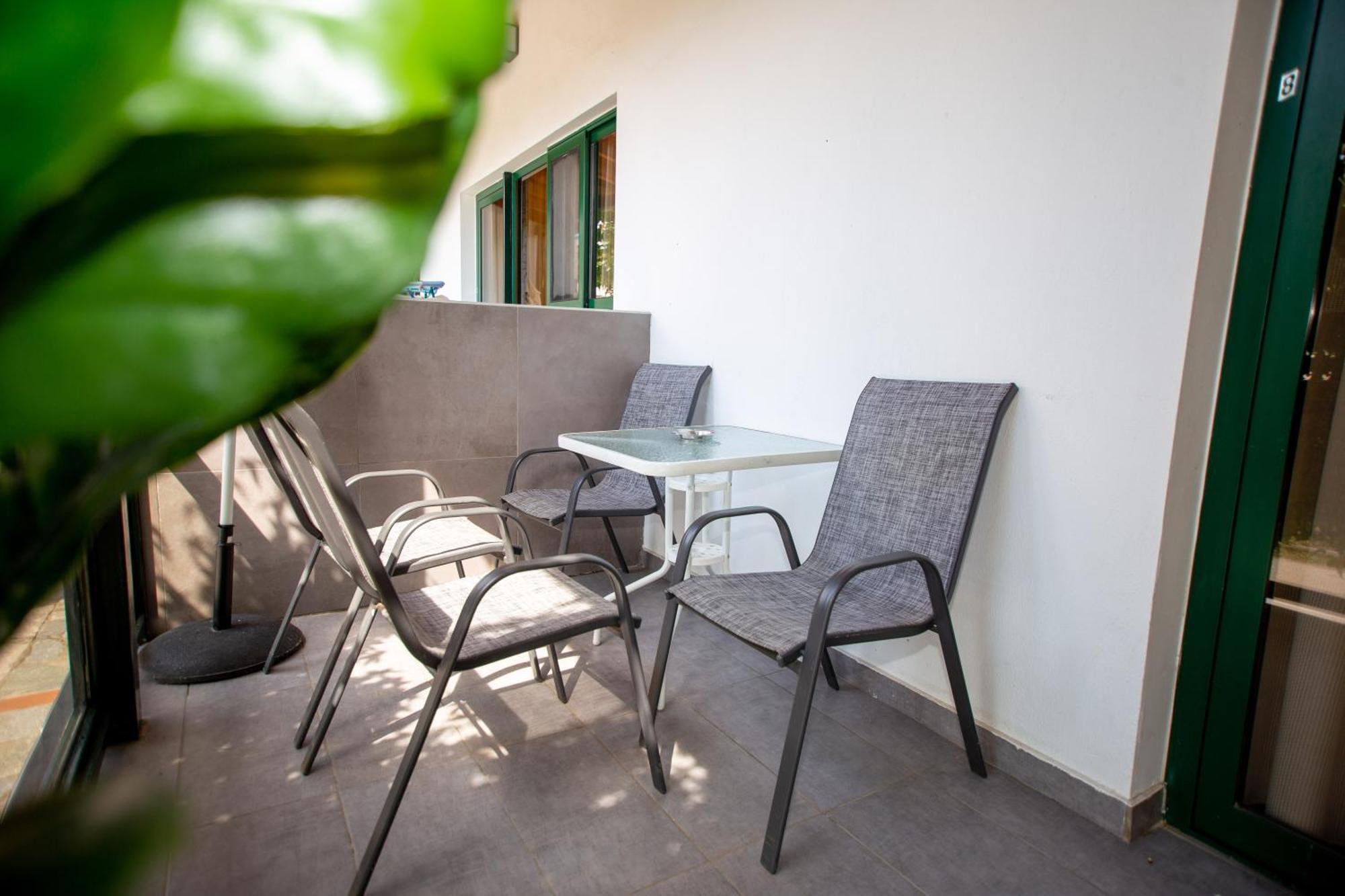 Apartment Sophia Seaview & Restaurant *