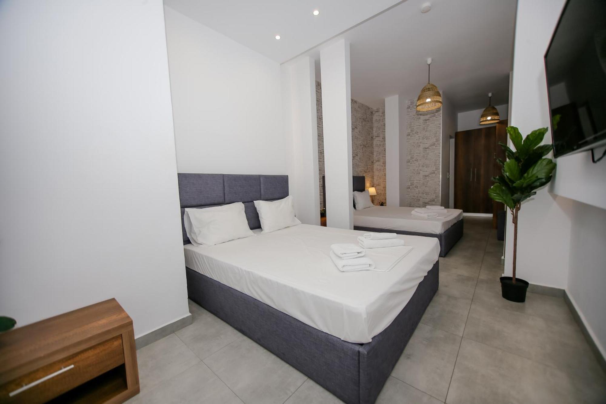 Apartment Sophia Seaview & Restaurant *