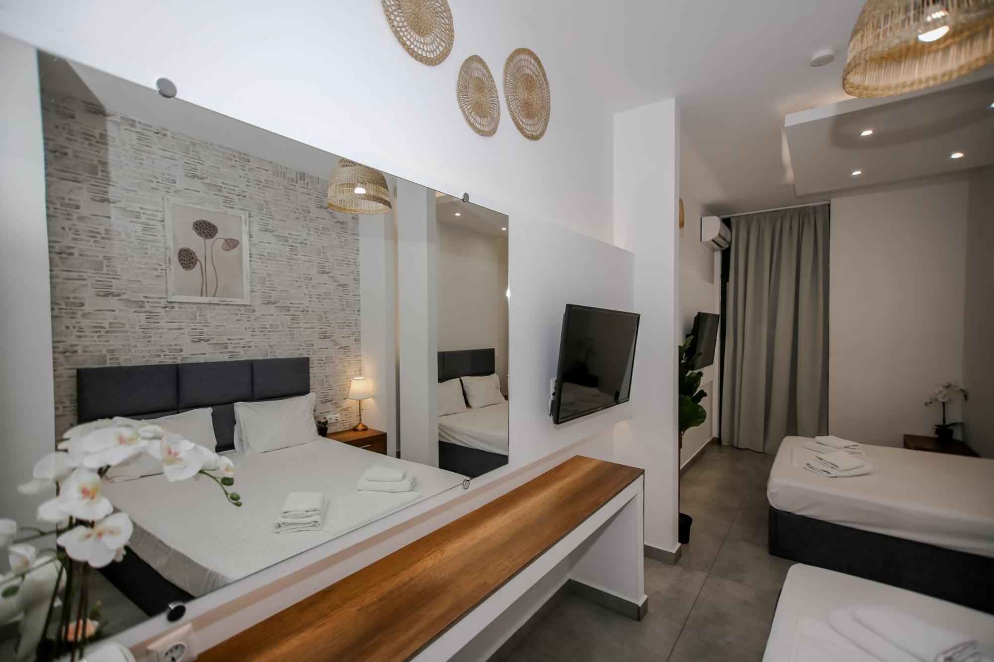 Sophia Seaview & Restaurant Apartment
