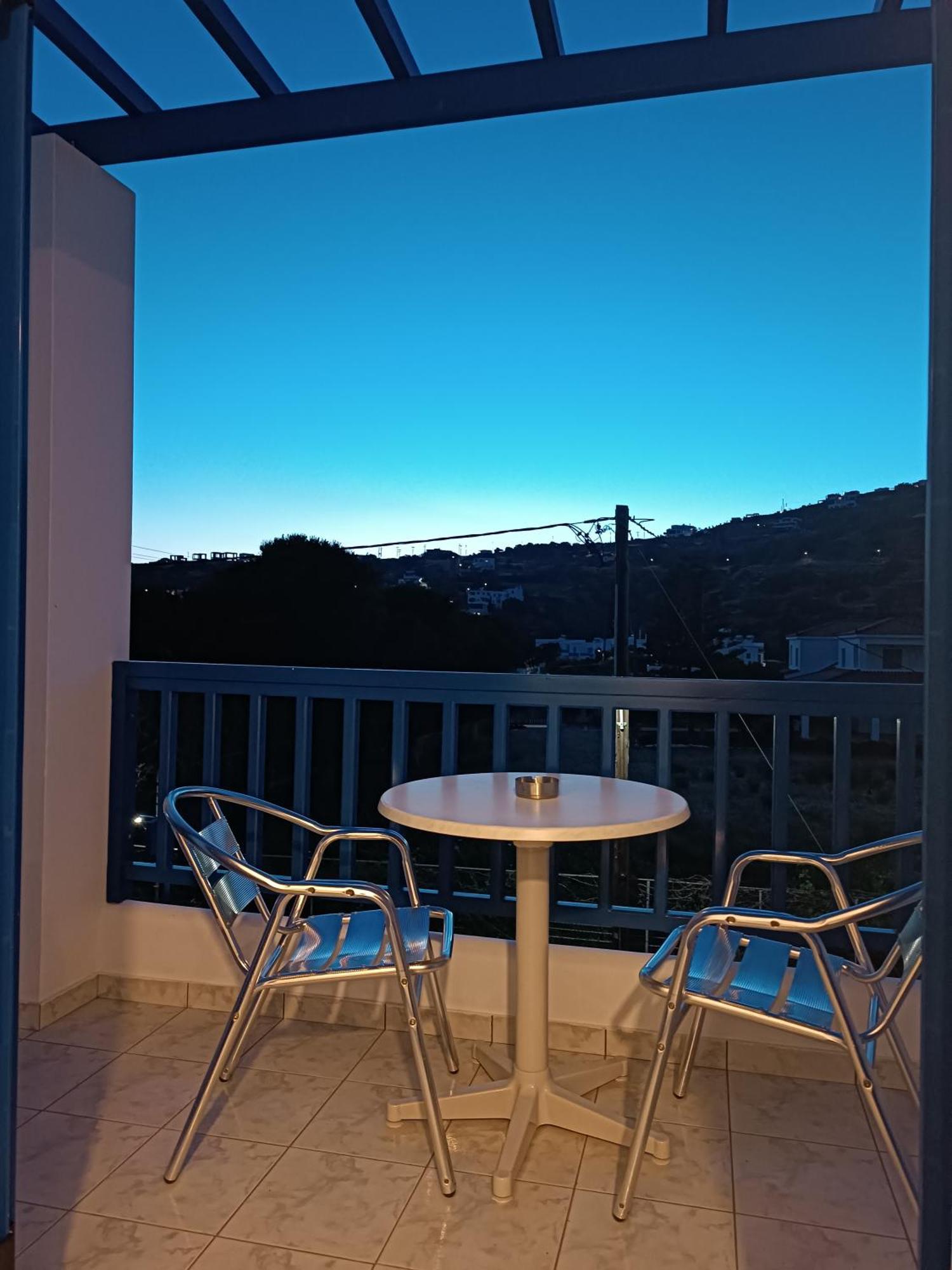Nissea Studios - Πρώην Dora 2 Studios - Apartment Batsi (Andros)