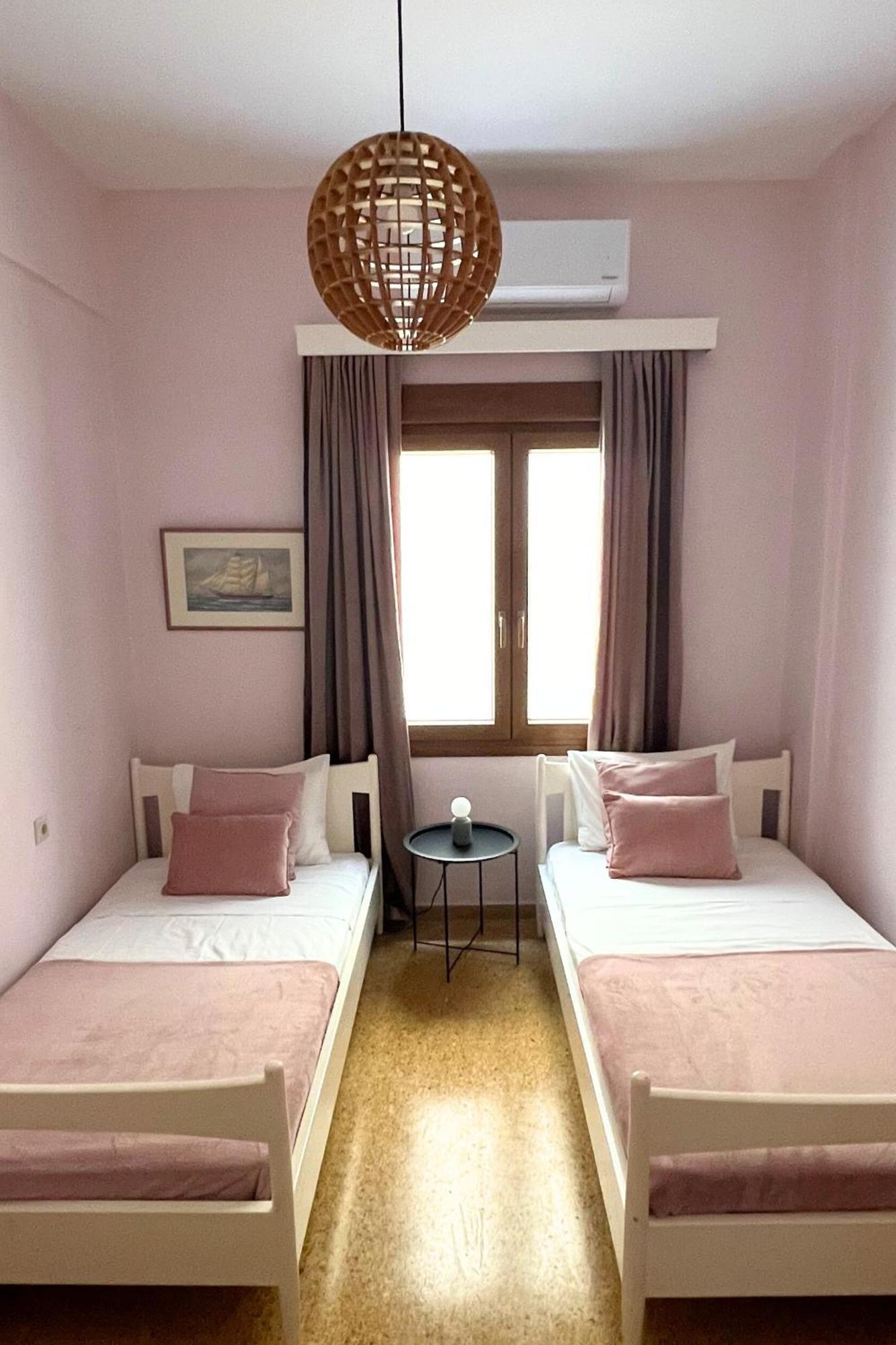 Apartment 4Br Newly Renovated Retreat Tranquil Coastal Haven