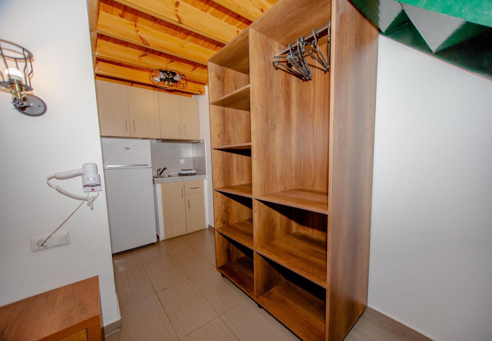 Apartment Sophia Seaview & Restaurant Nea Vrasna