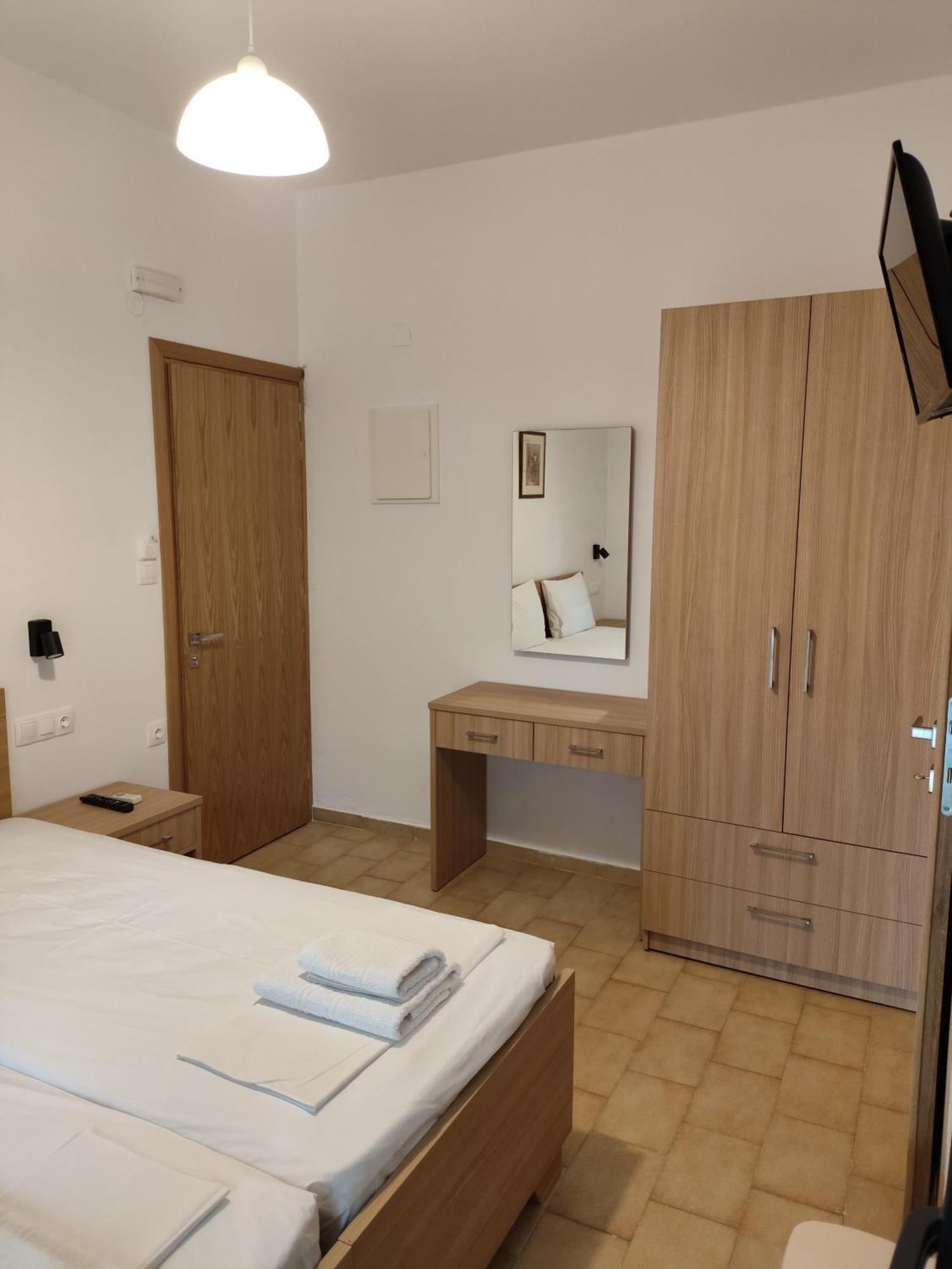Protopapas Apartment *