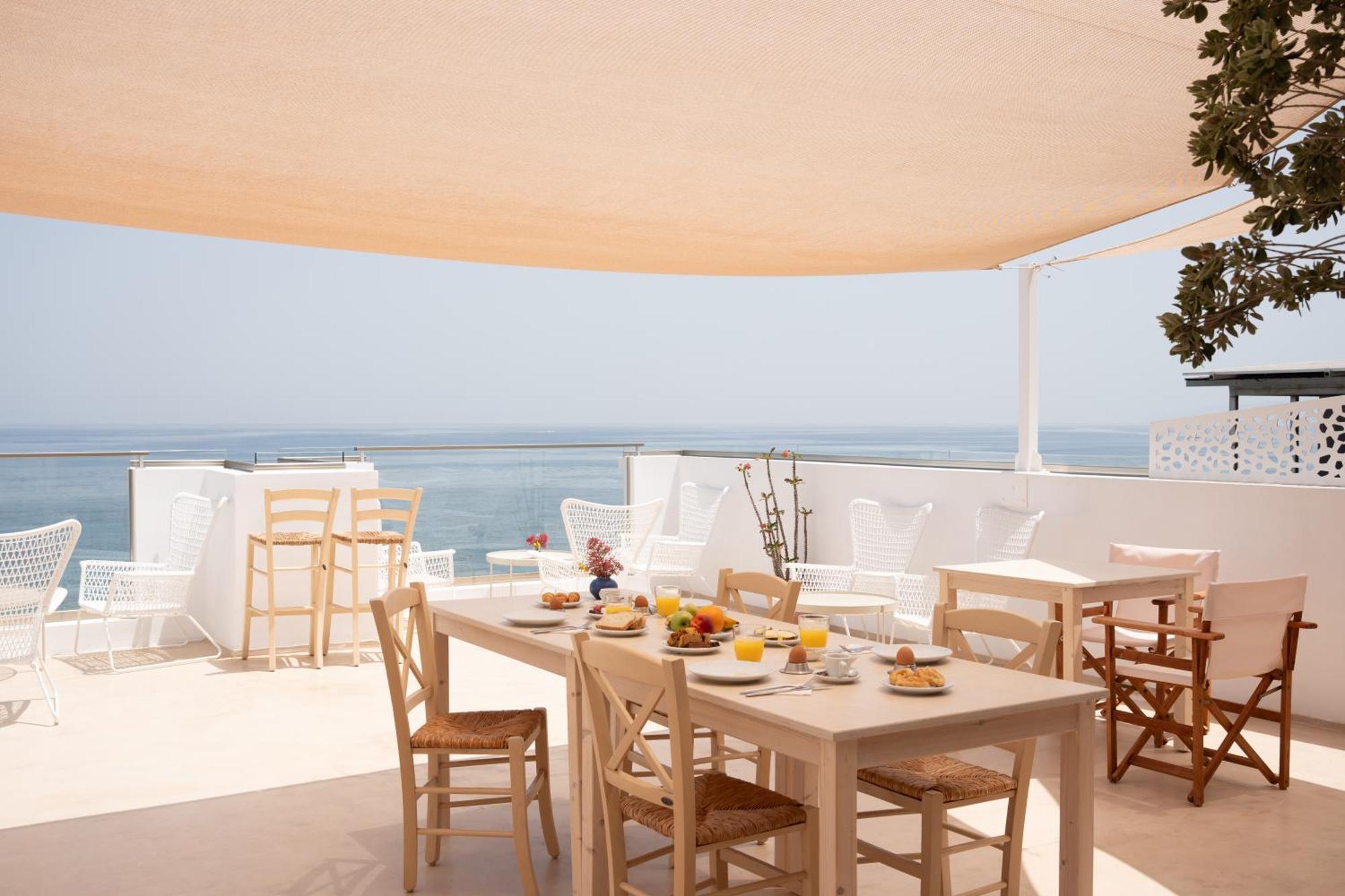 Sea Breeze (adults Only)