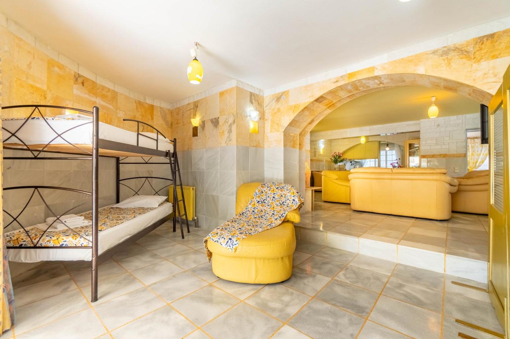 Villa Paco's Luxury 32