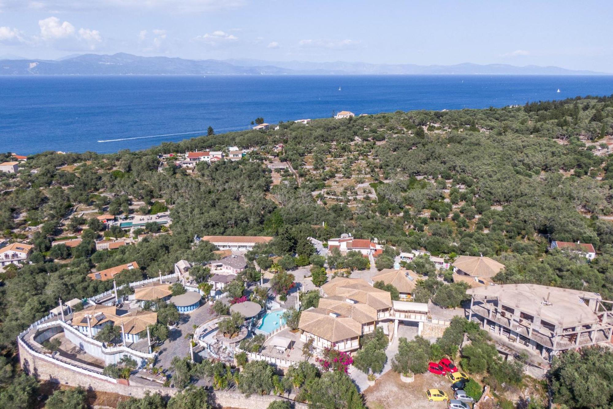 Paco's Luxury 32 Villa *