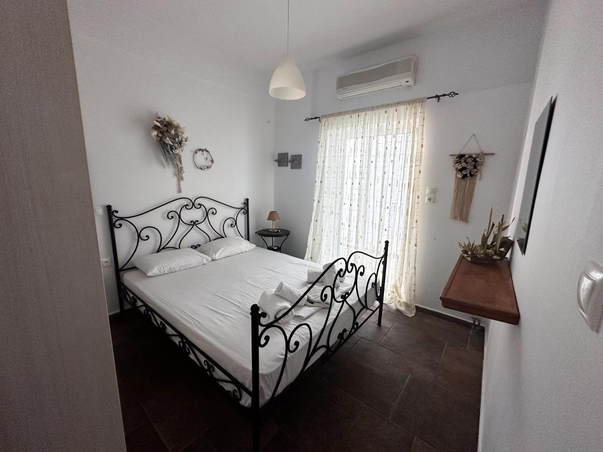 Portolos - Sarakiniko Apartment