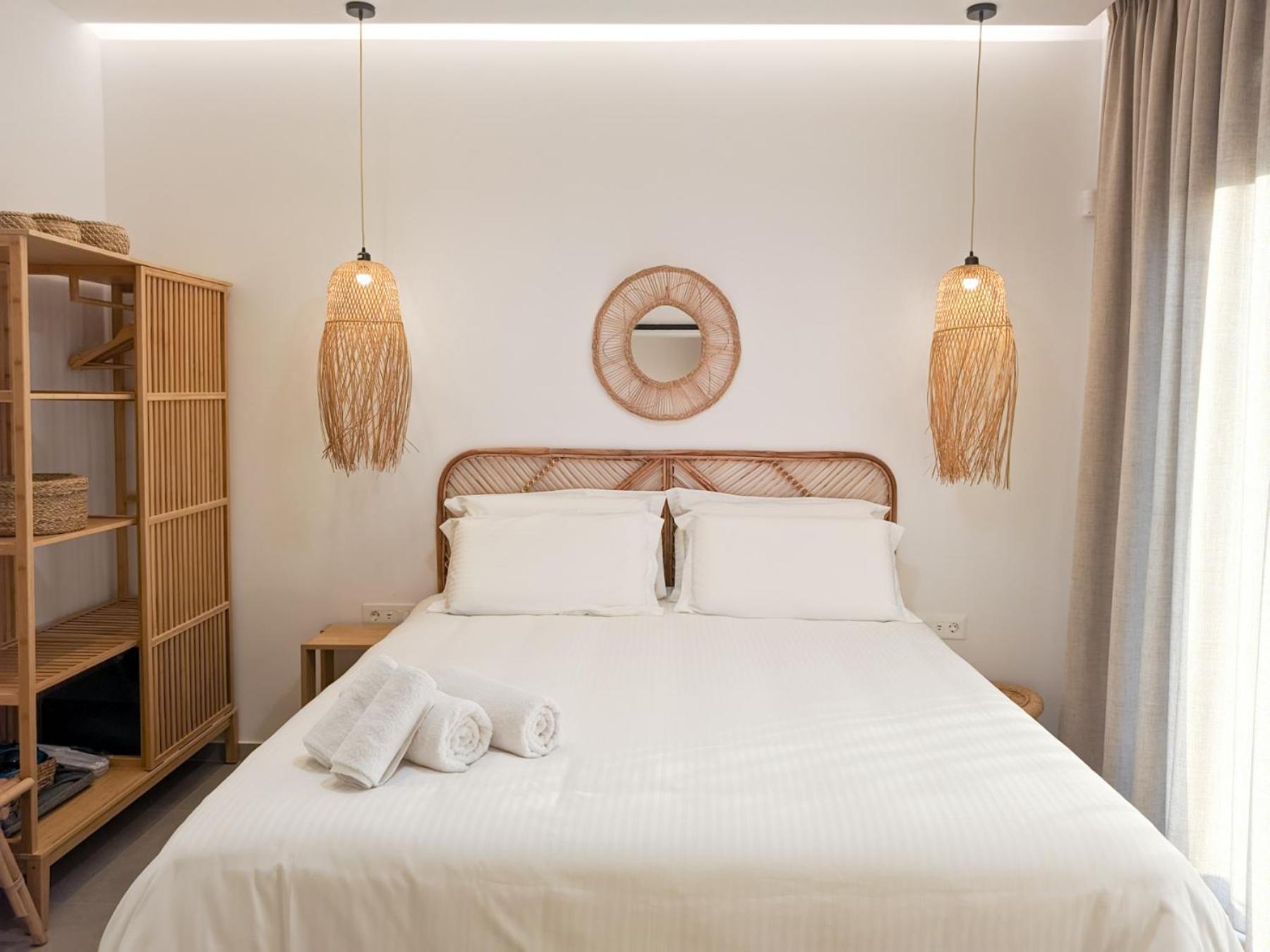 Aphrodite Luxury