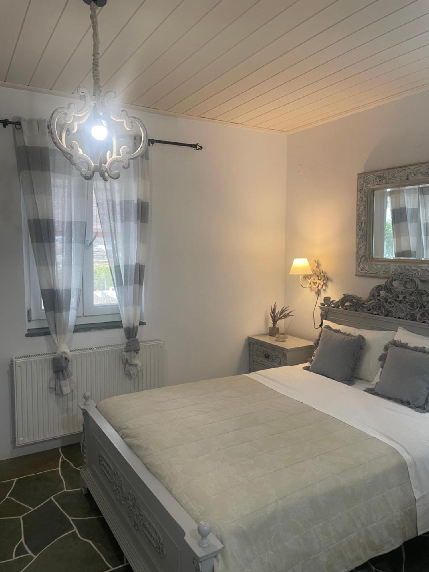 Geronti Moscha Apartment *