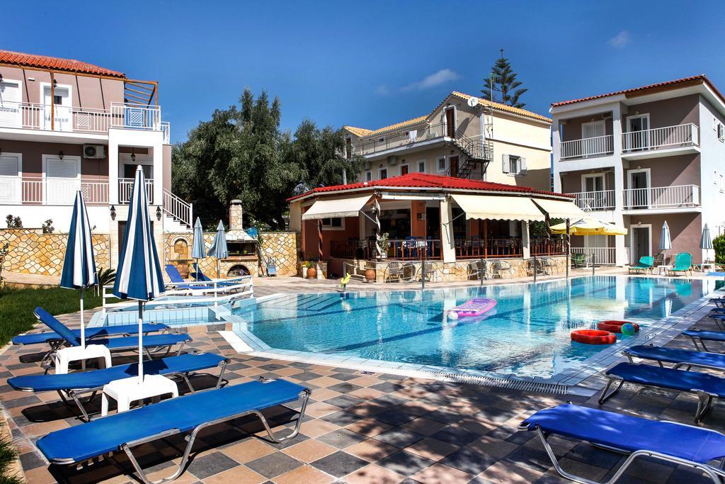 Aparthotel Amoudi Studios Apartments Hotel