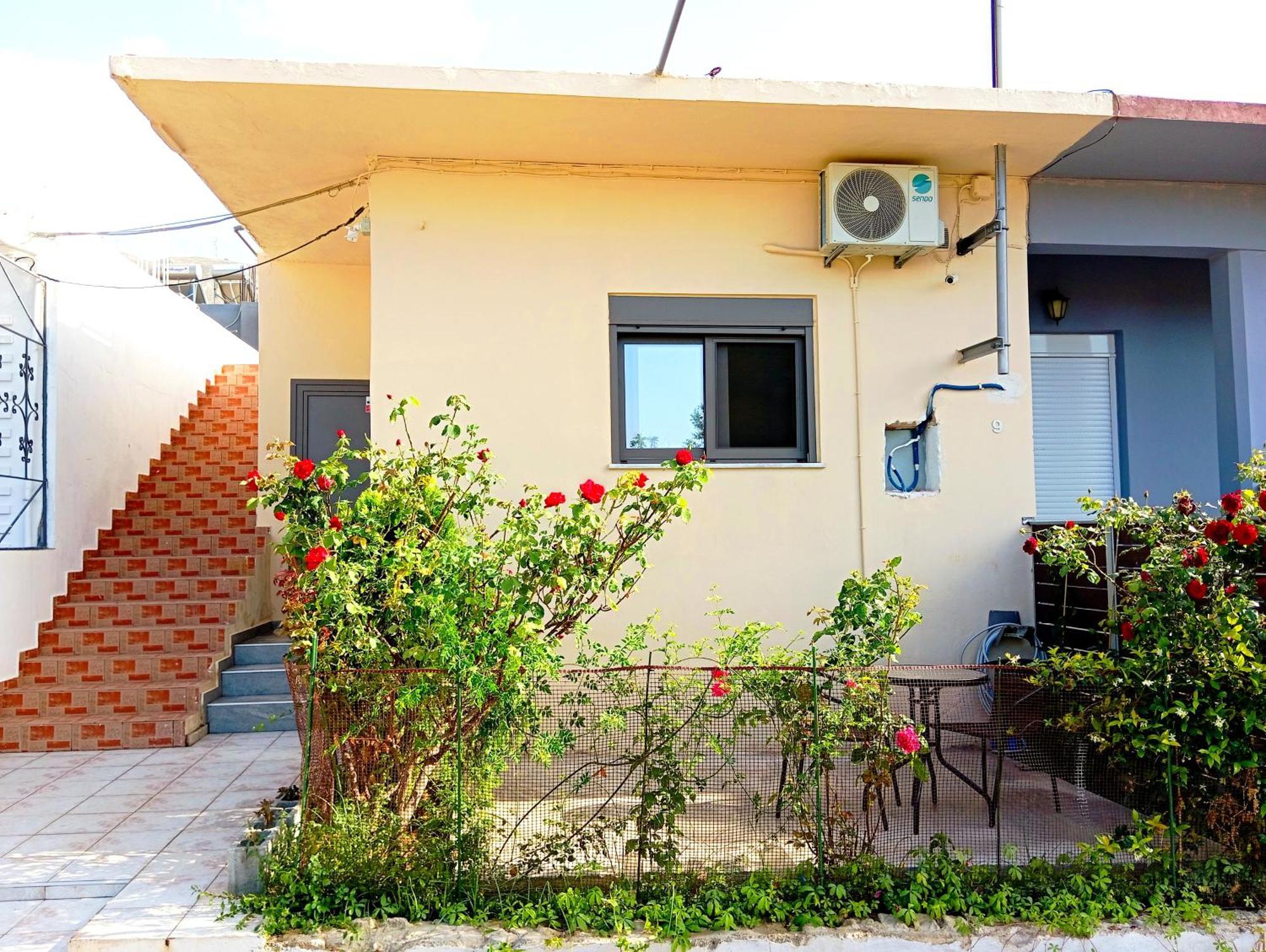 Dream House Souda