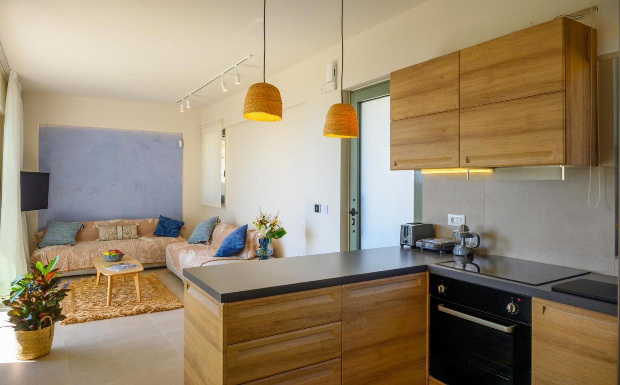 Apartment Roots In Crete