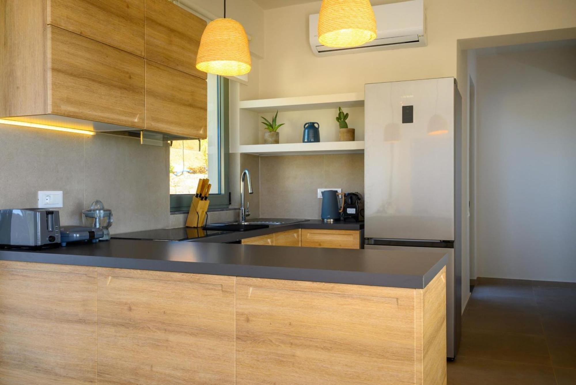Roots In Crete Apartment