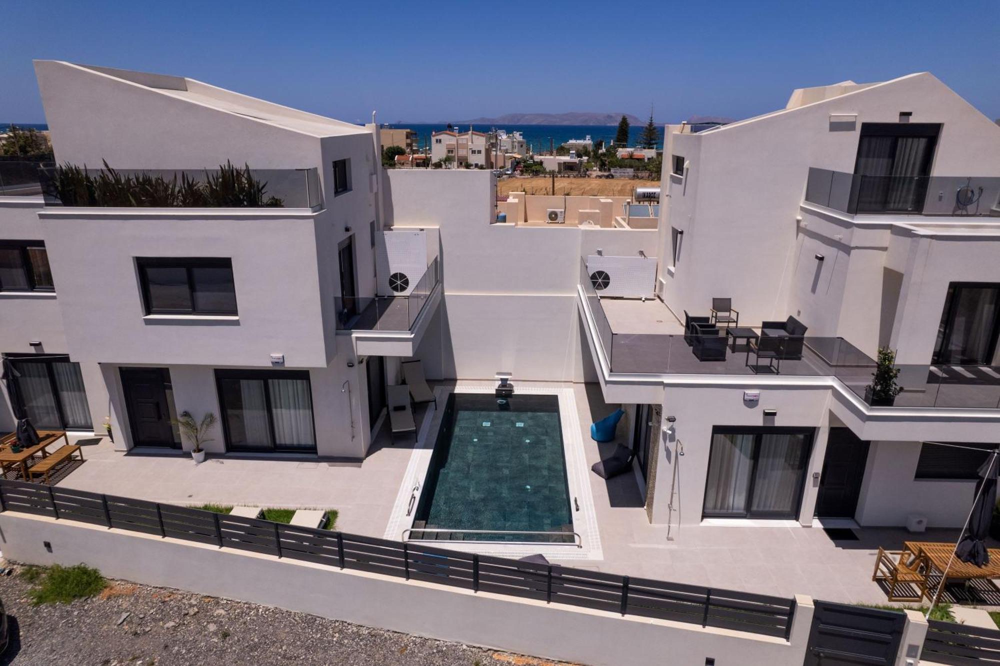 Elegant And Stylish Complex In Crete Villa