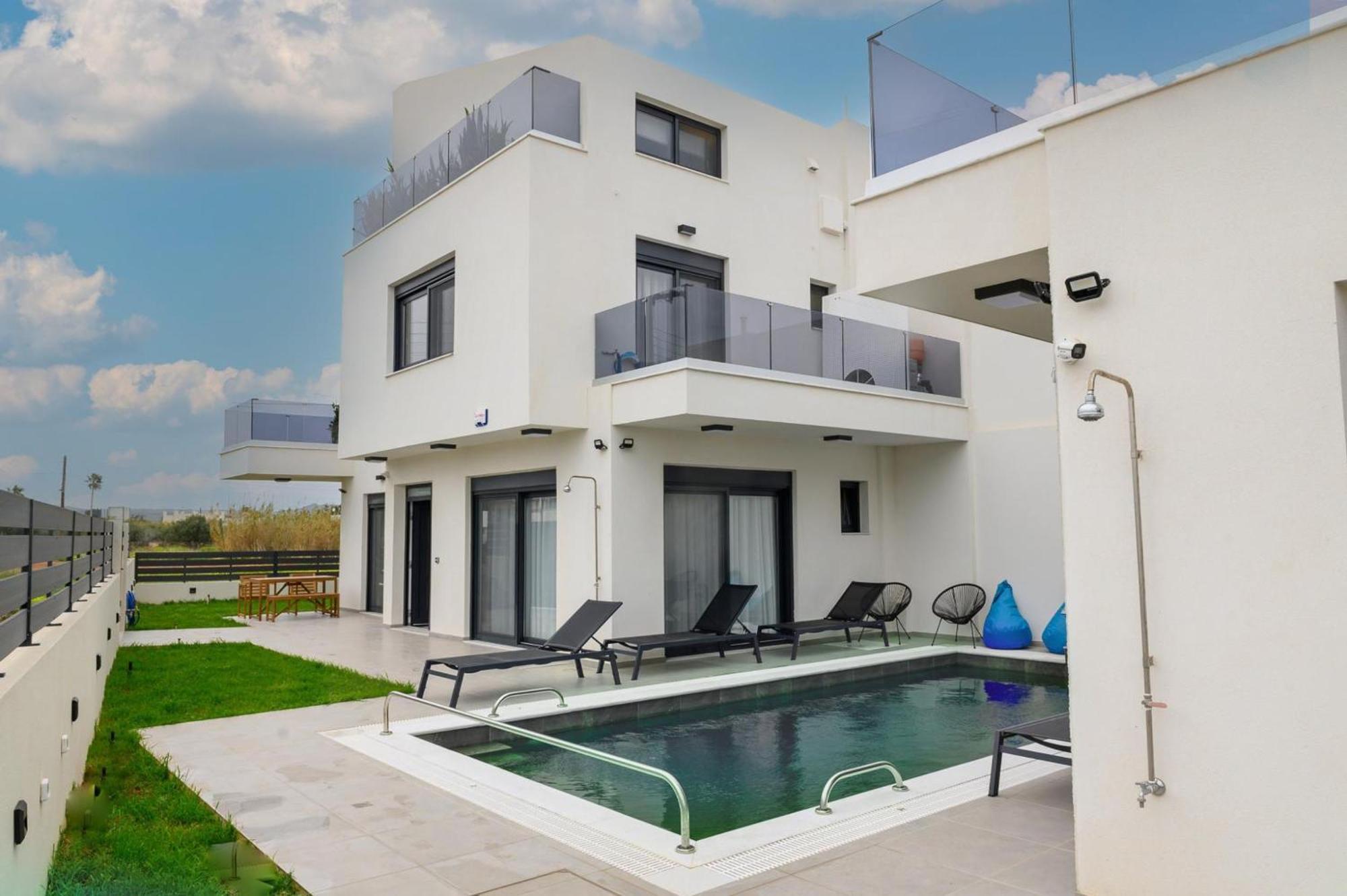 Elegant And Stylish Complex In Crete Villa *