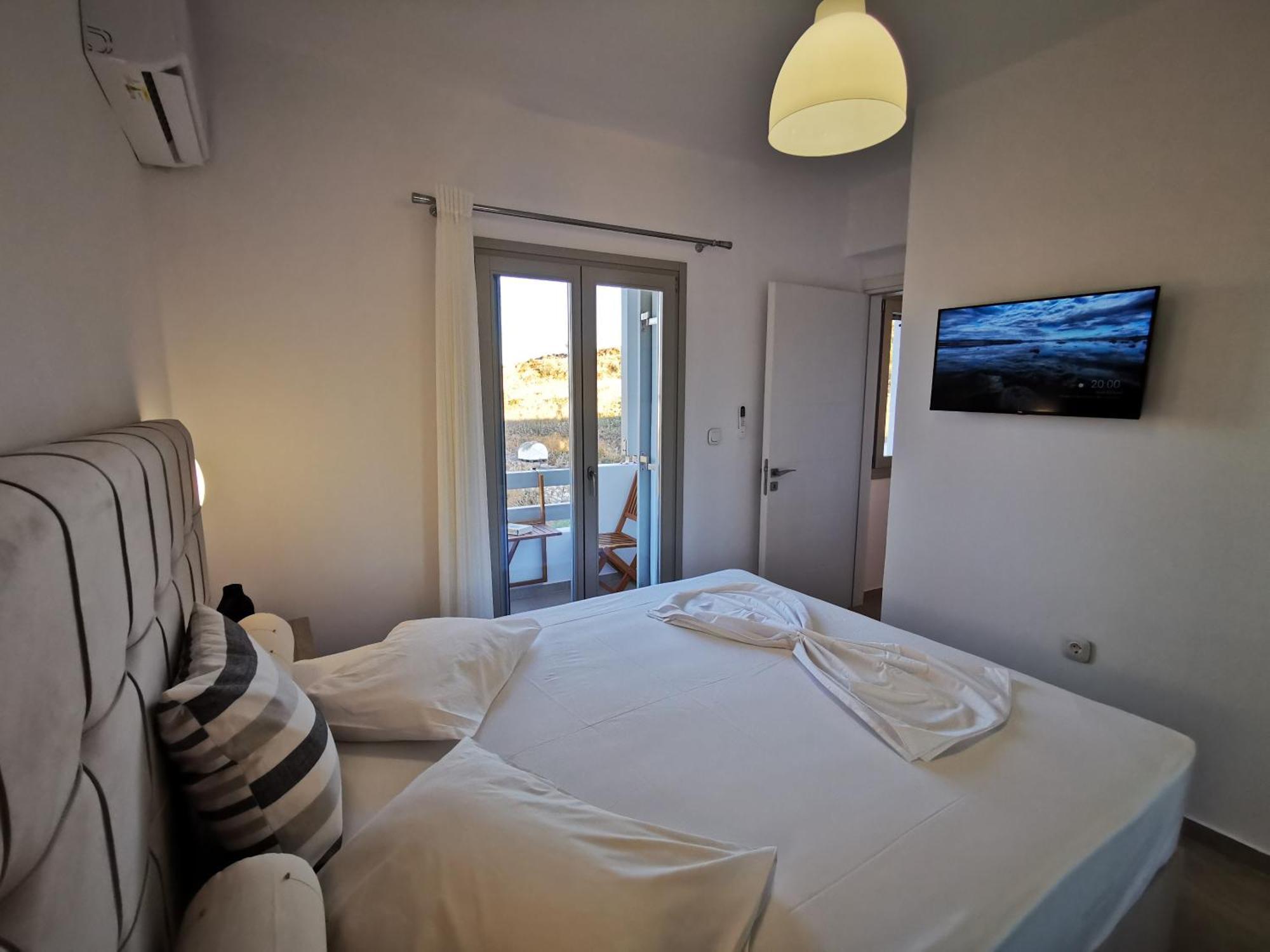 Molos View * Molos (Paros)