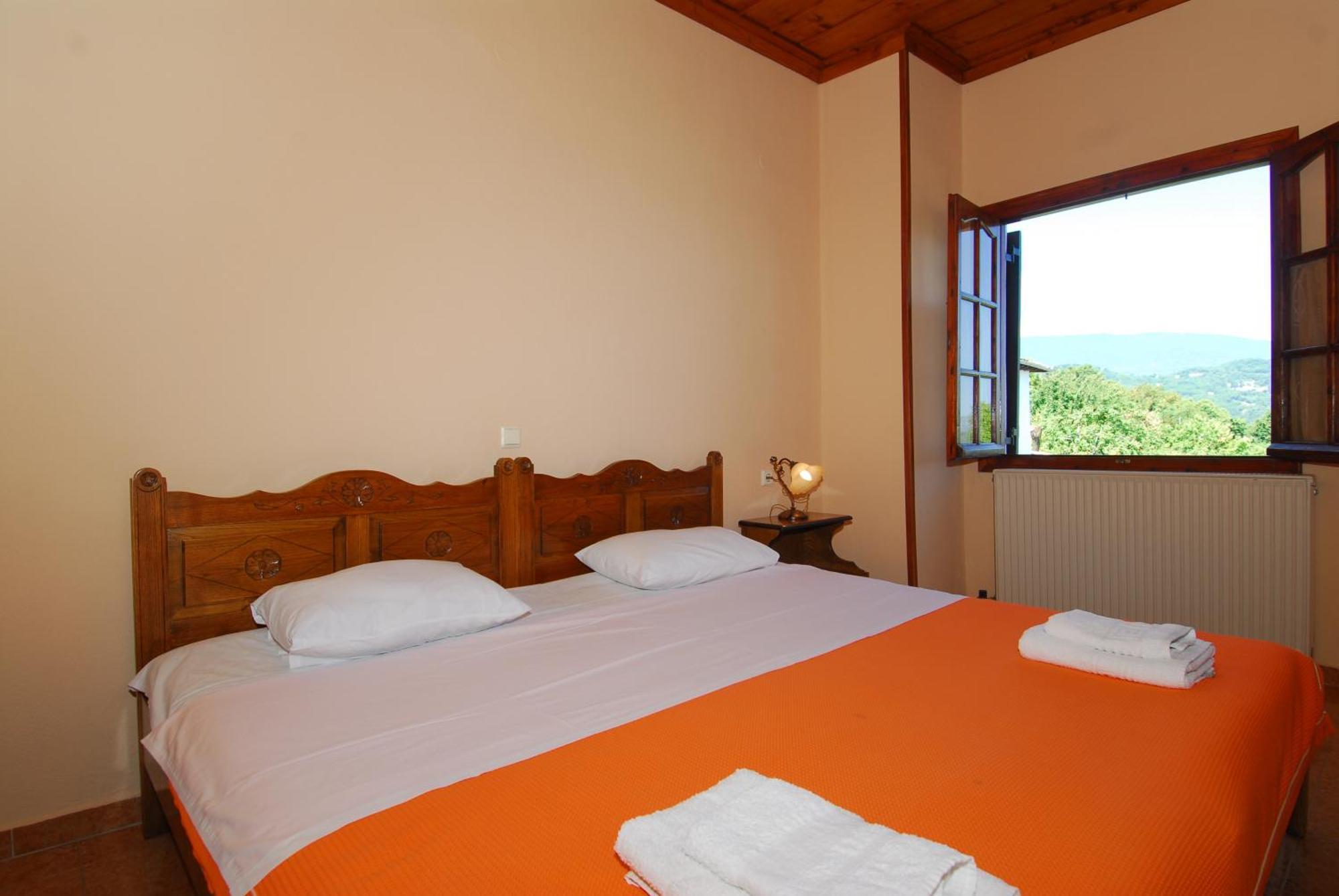Archontiko Iatridis Guest house *