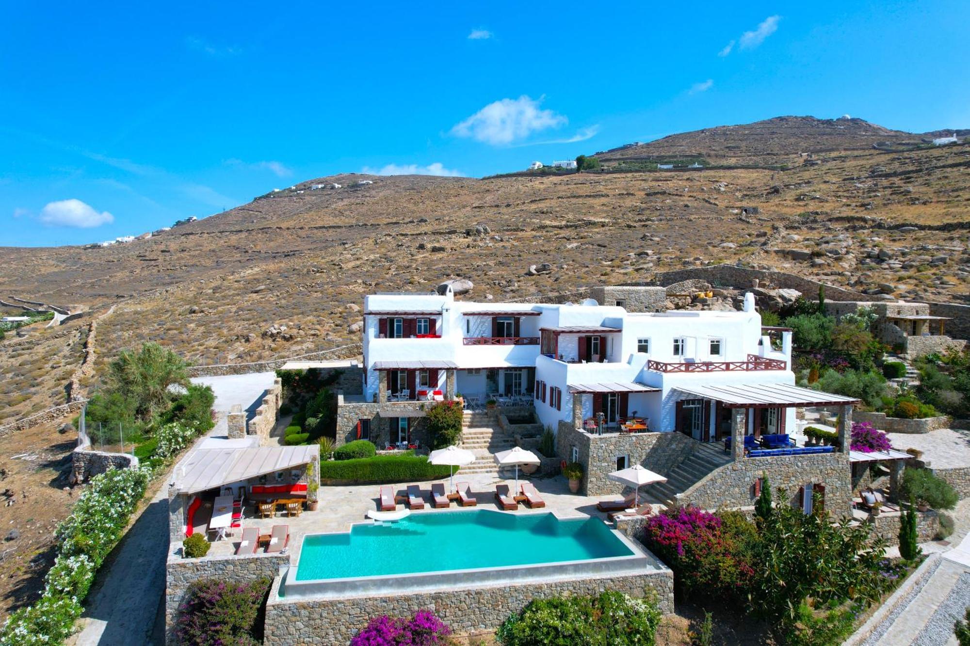 Nautilia - Luxury And 3* Kalafatis